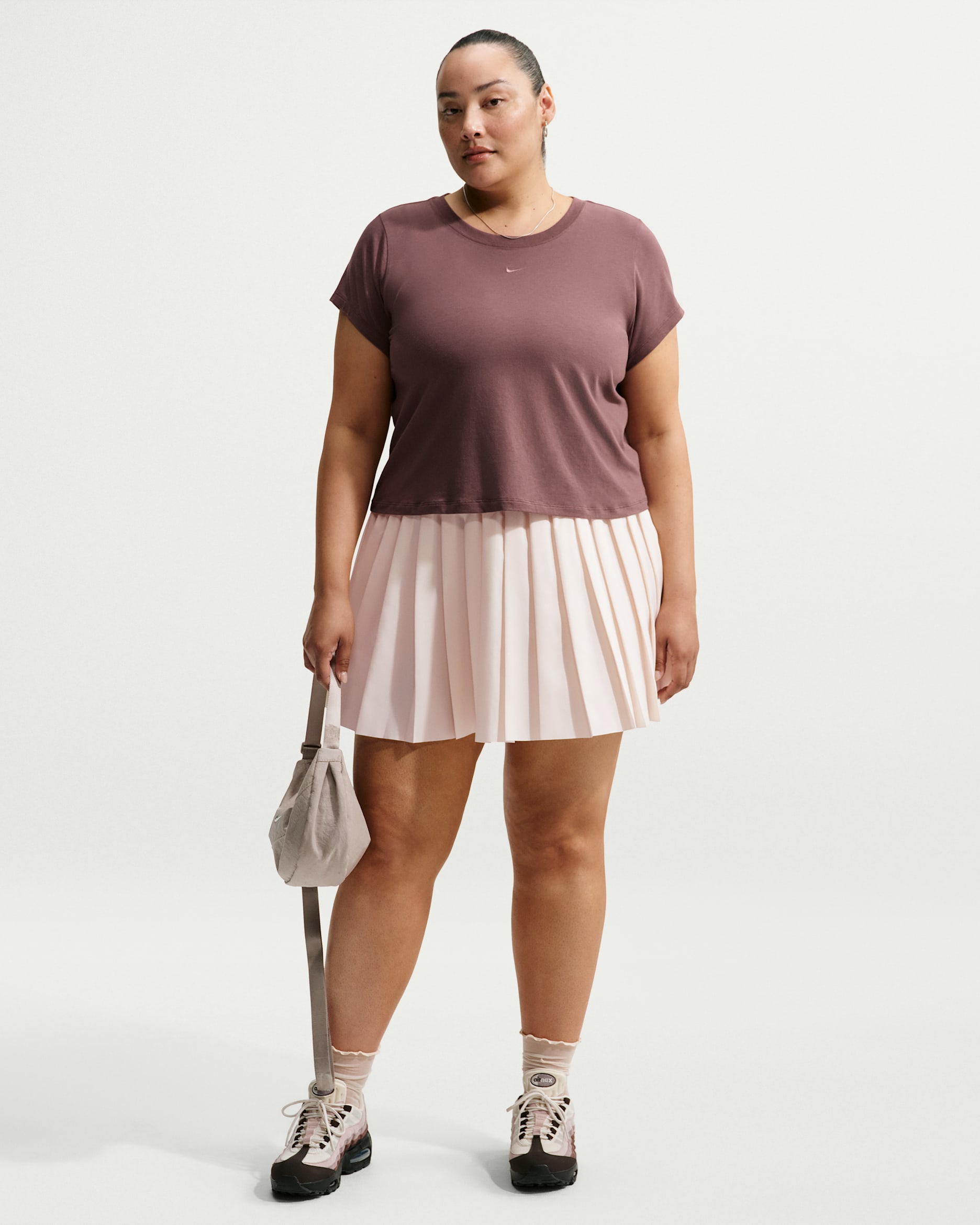 Falda plisada para mujer (talla grande) Nike Sportswear - Tiza/Tiza