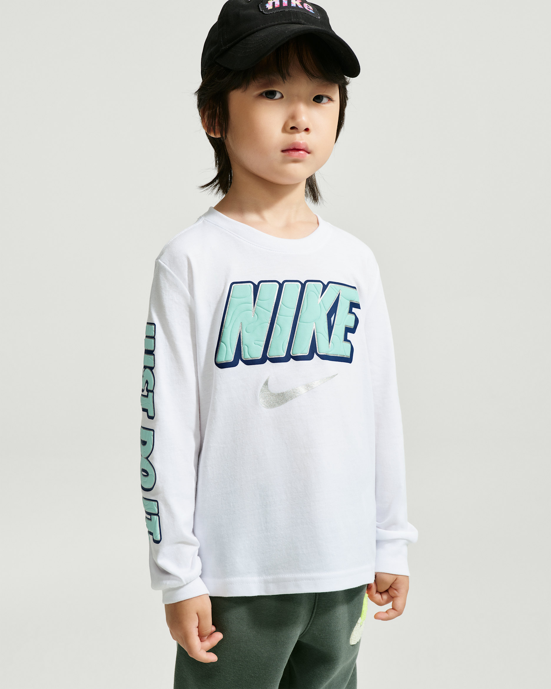 Nike Sportswear Little Kids' Frosted Futura Long-Sleeve T-Shirt - White