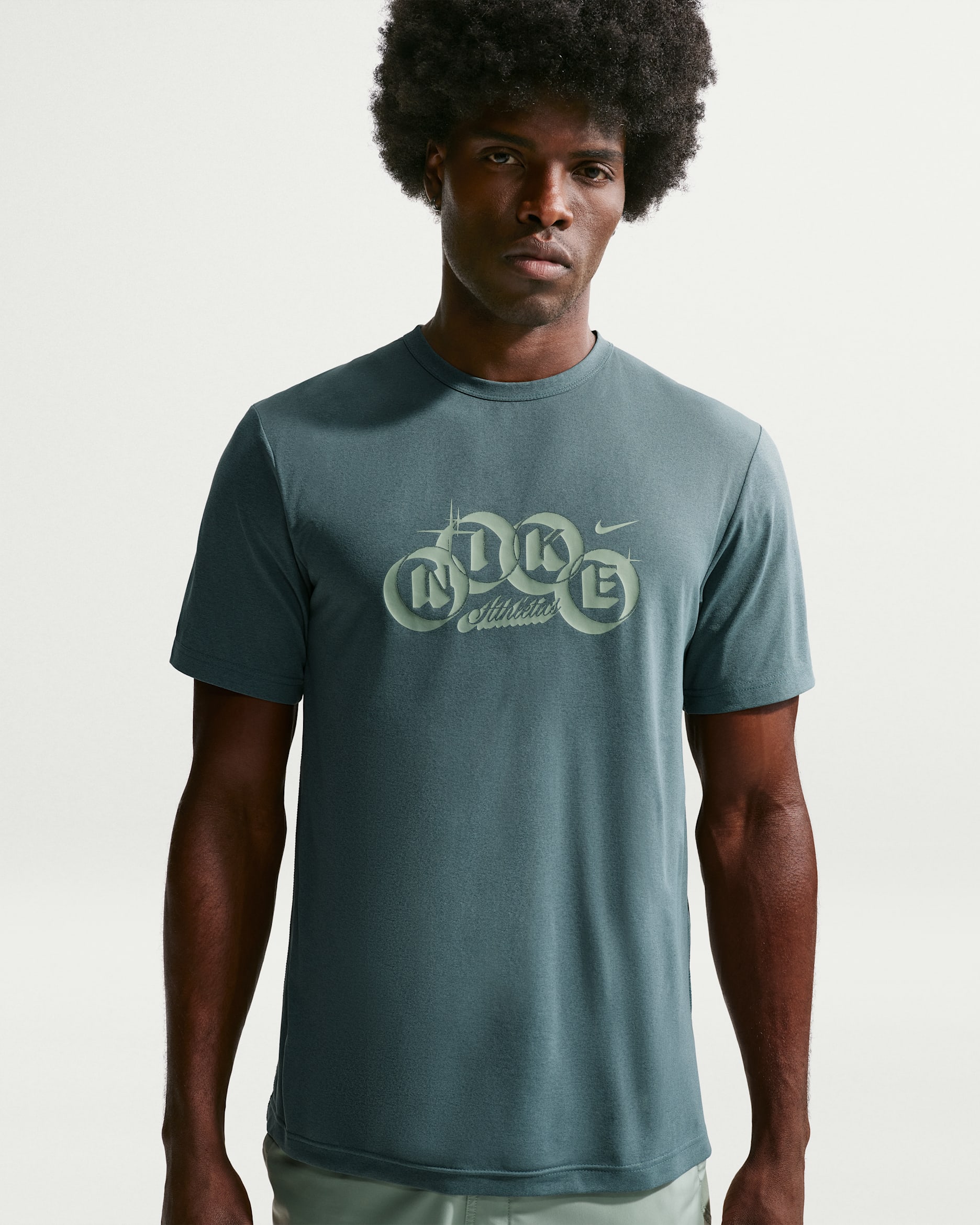 Playera de entrenamiento Dri-FIT para hombre Nike Hyverse - Pizarra mineral/Vapor