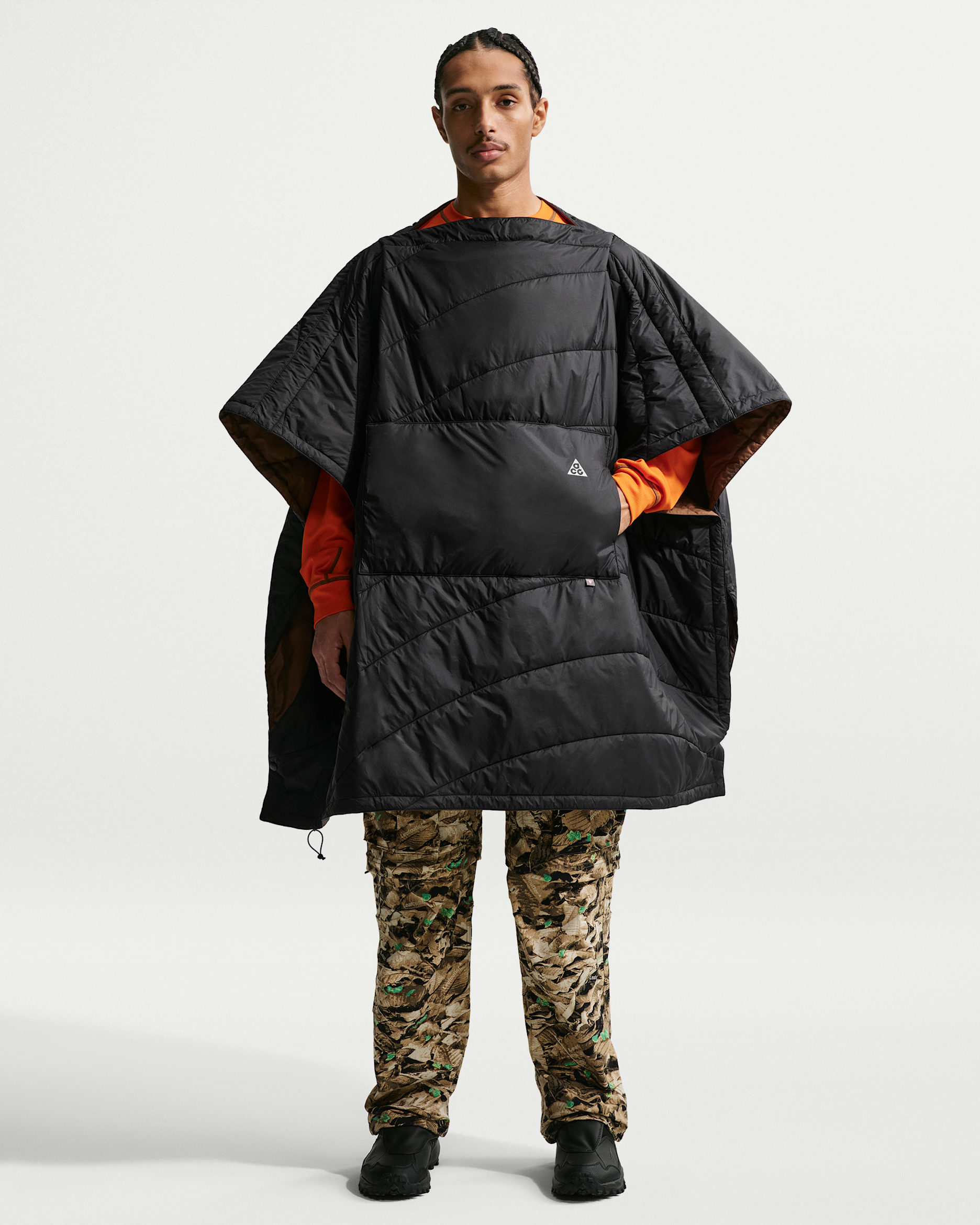 Nike ACG Therma-FIT ADV Convertible Camp Blanket - Black/Mosswood Brown