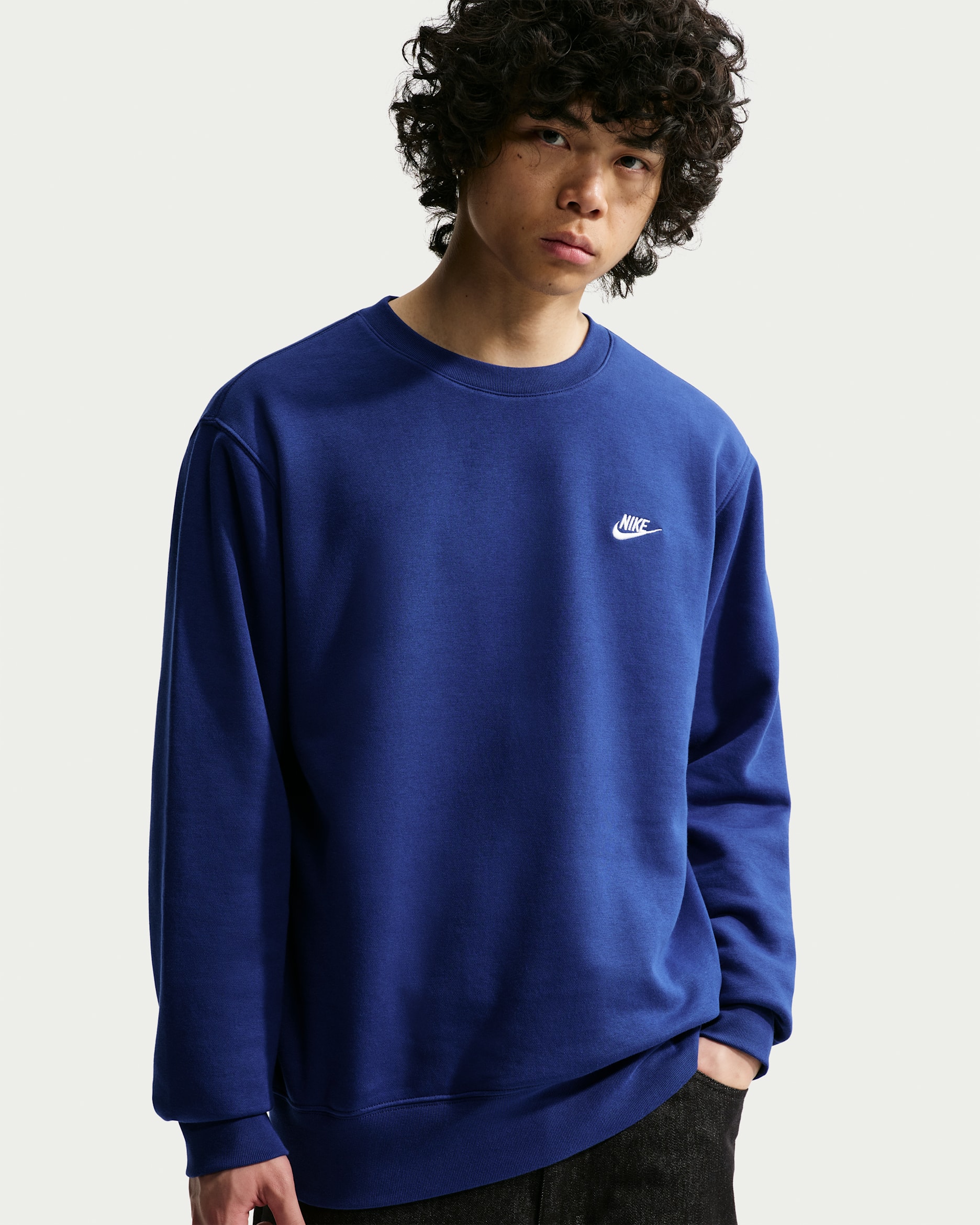 Nike Club Men's Fleece Crew - Deep Royal Blue/White