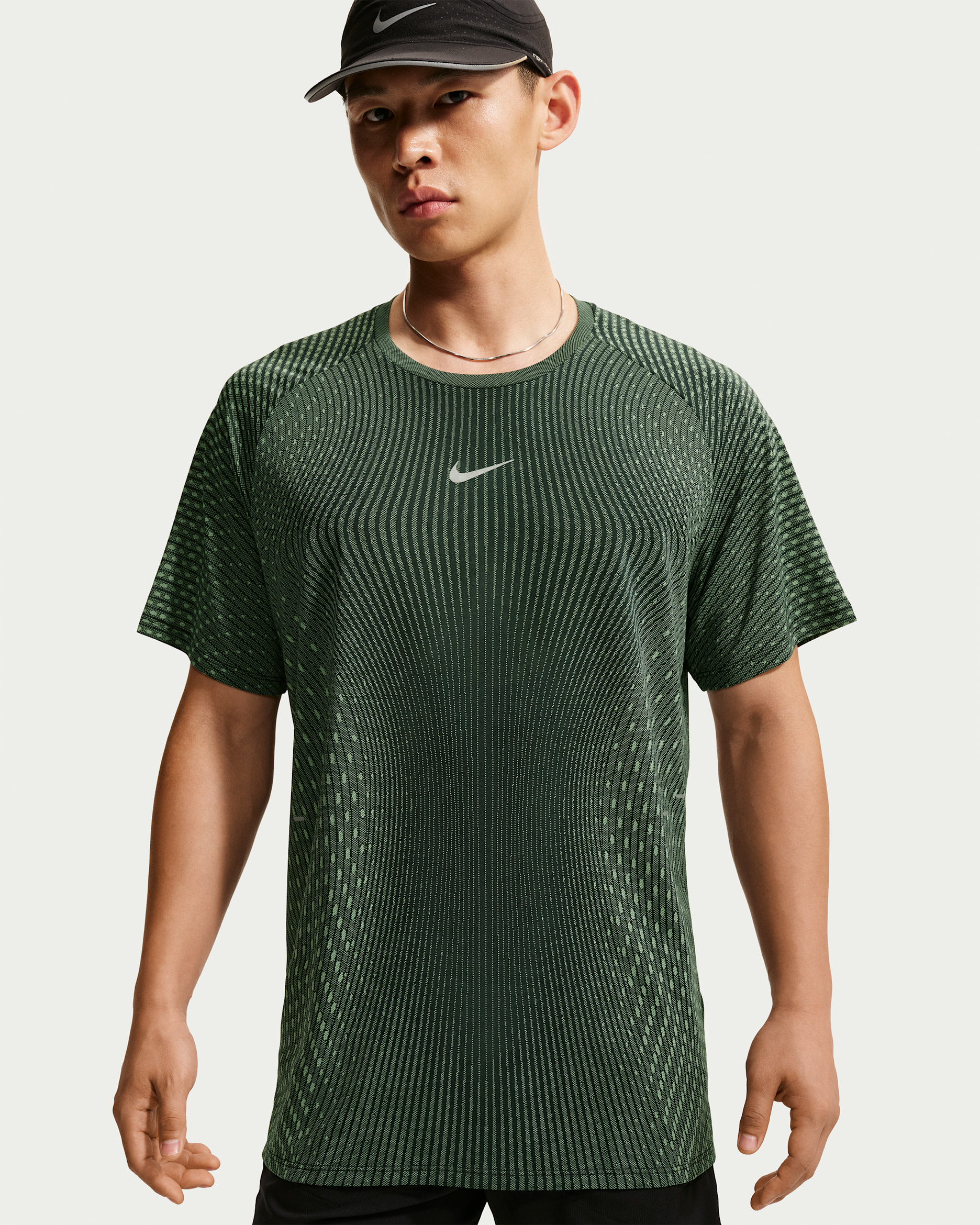 Nike Stride Men's Aero-FIT Short-Sleeve Running Top - Black/Light Green Spark