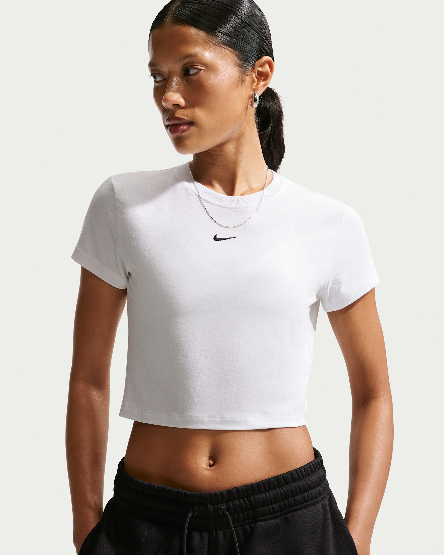 Nike Sportswear Chill Knit Women's Cropped T-Shirt - White/Black