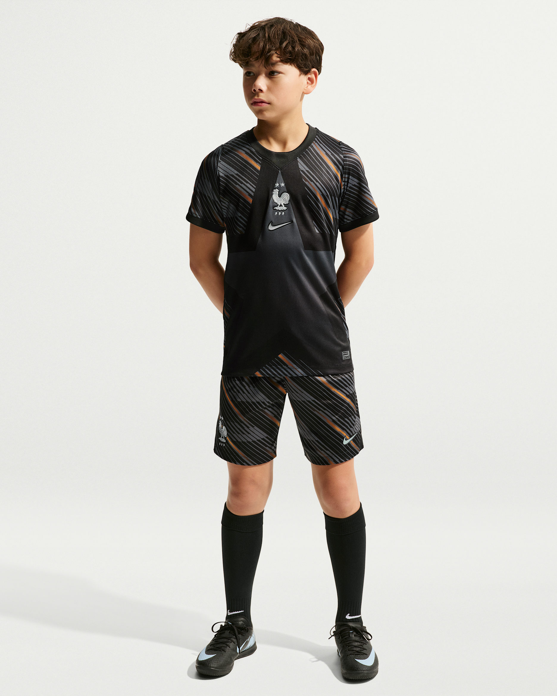 FFF 2026/27 Stadium Goalkeeper Older Kids' Nike Dri-FIT Football Replica Shorts - Black/Medium Ash/Monarch/Igloo