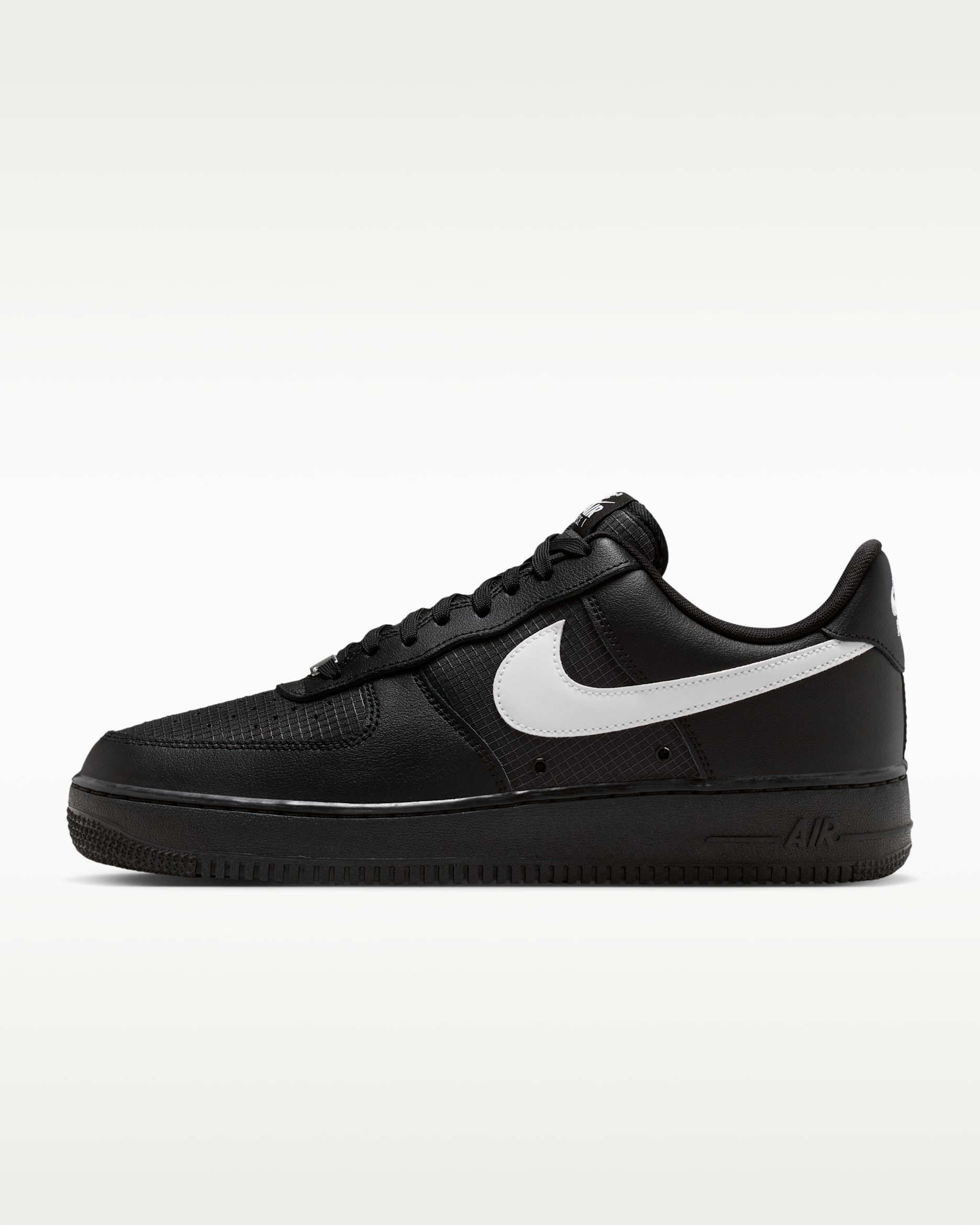 Chaussure Nike Air Force 1 '07 LV8 pour homme - Noir/Noir/Blanc
