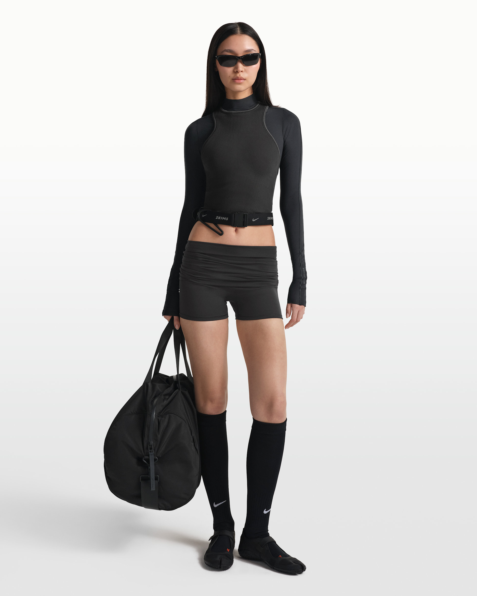 Bolsa de gimnasio acolchada NikeSKIMS - NSKM OBSIDIAN