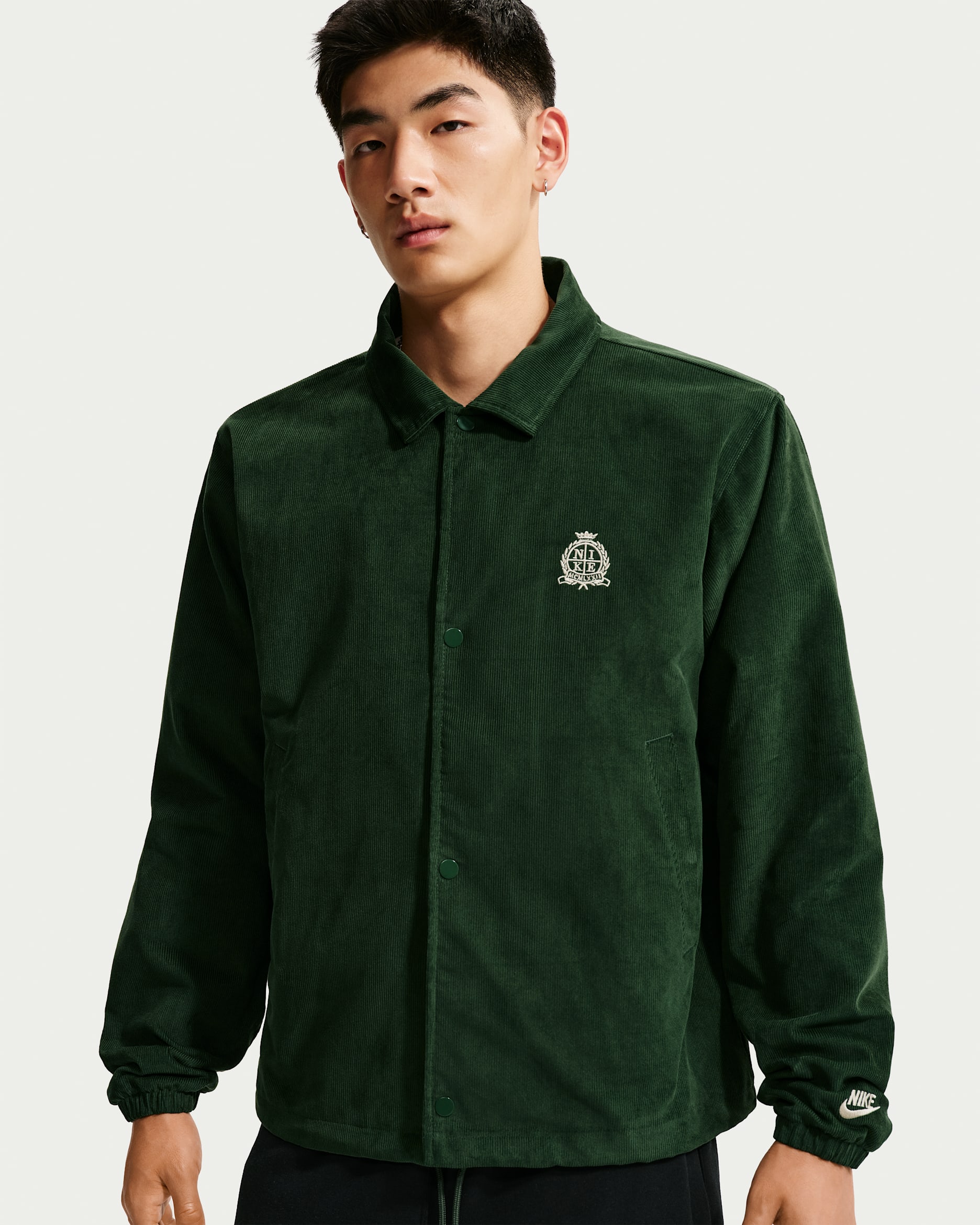 Nike Sportswear Club Men's Corduroy Coaches Jacket - Fir/Sand Drift