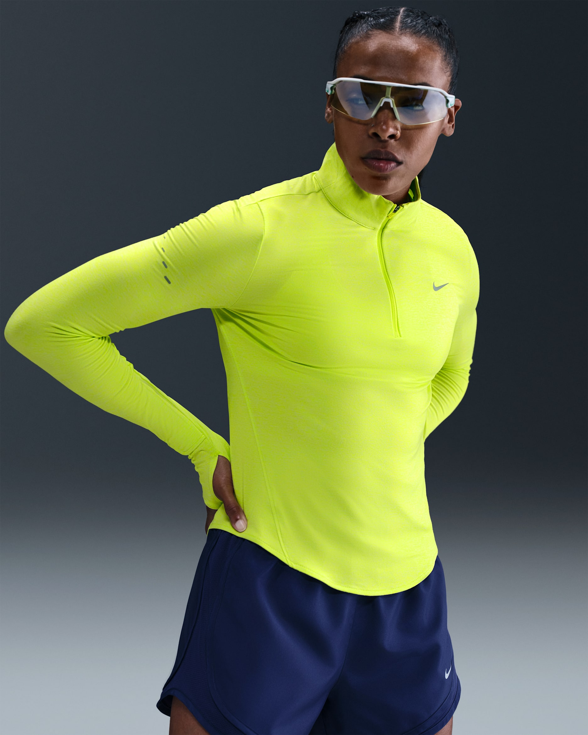 Playera de correr Dri-FIT UV de cierre de 1/4 para mujer Nike Swift - Cíber/Jaspeado