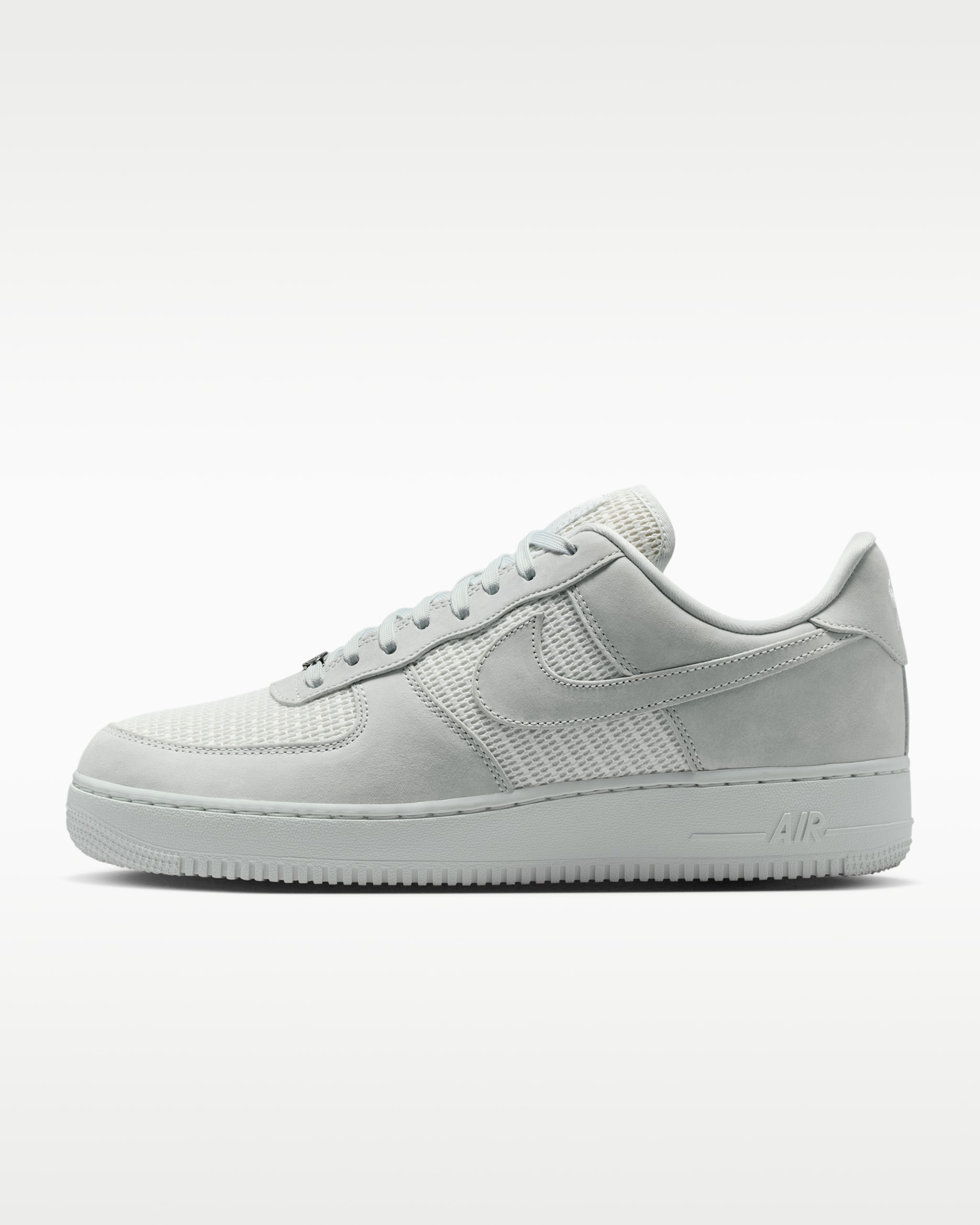 Tenis para hombre Nike Air Force 1 '07 LV8 - Blanco cáscara de huevo/Blanco cumbre/Blanco cáscara de huevo