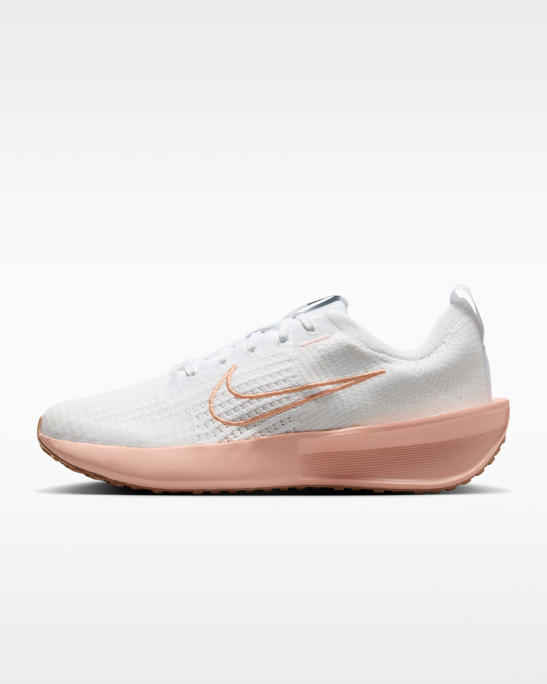 Tenis de correr en pavimento para mujer Nike Interact Run - Blanco/Fantasma/Coral lavado/Ágata melocotón