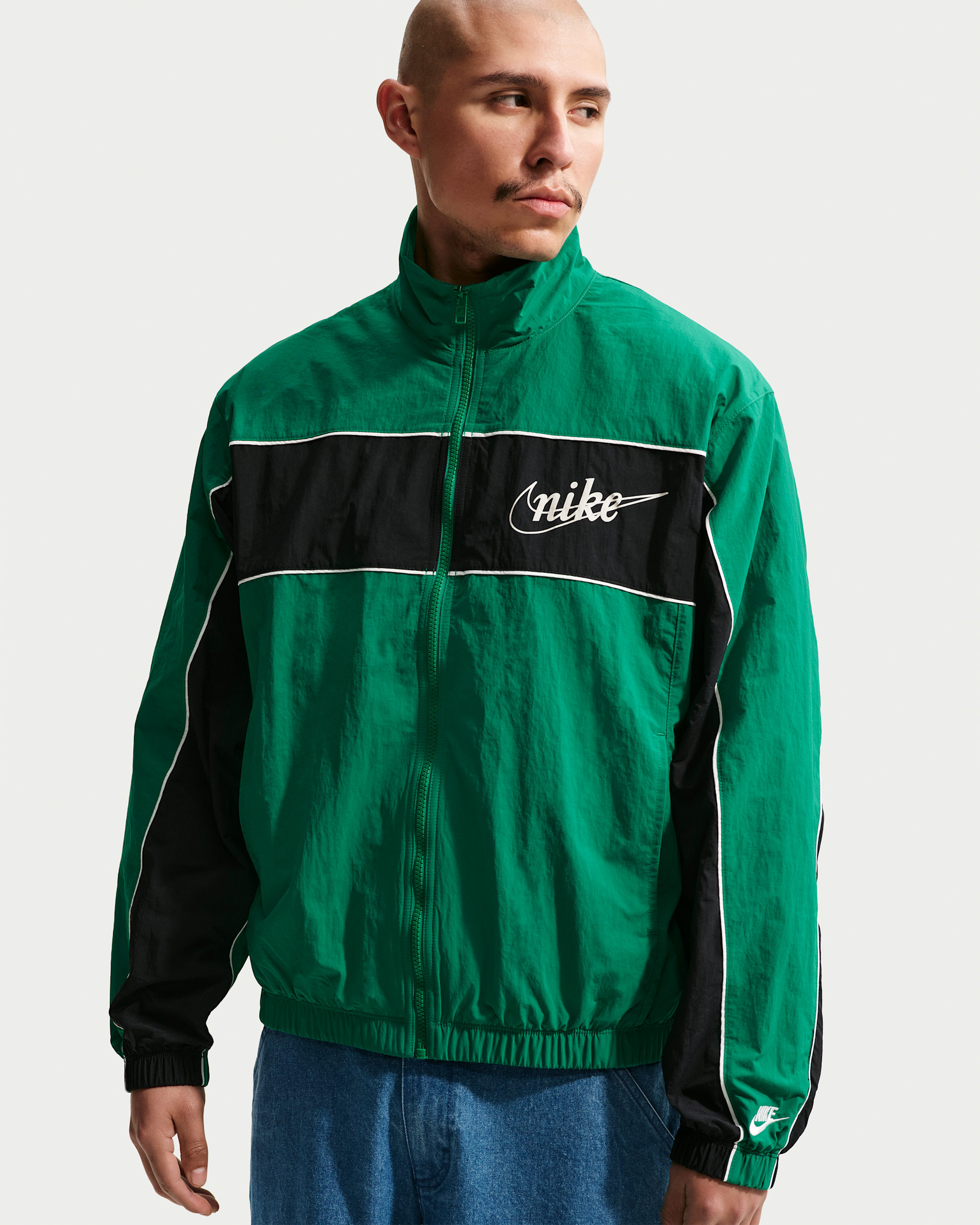 Nike Sportswear Club Men's Lightweight Full-Zip Jacket - Malachite/Black/Sail
