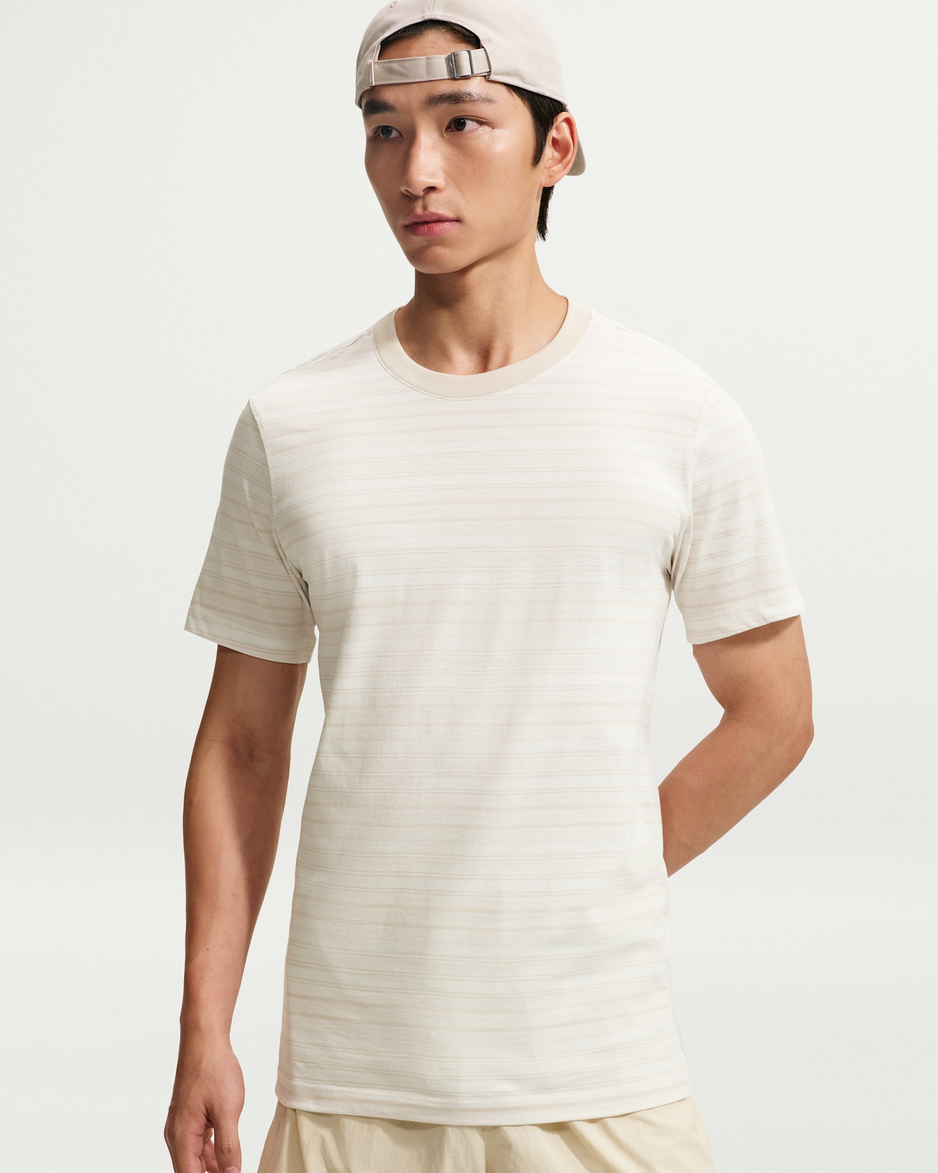 Nike Sportswear 男款條紋 T 恤 - Phantom