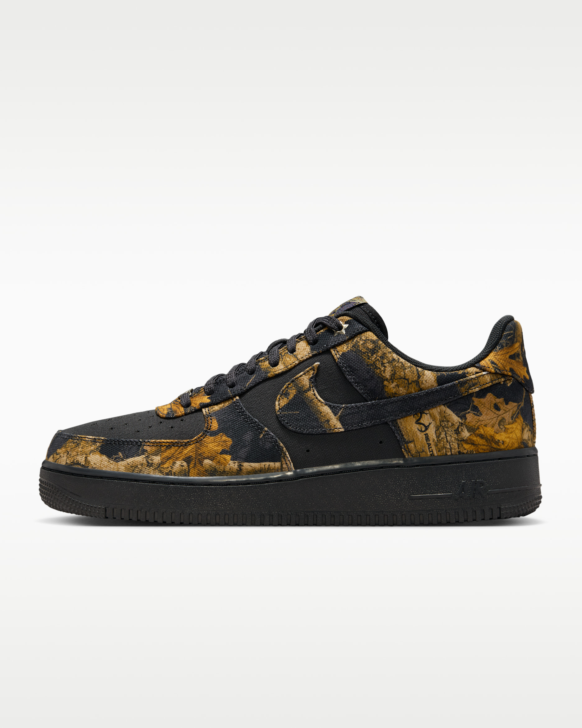 Air Force 1 '07 RealTree Men's Shoes - Off Noir/Multi-Color/Gum Yellow/Multi-Color