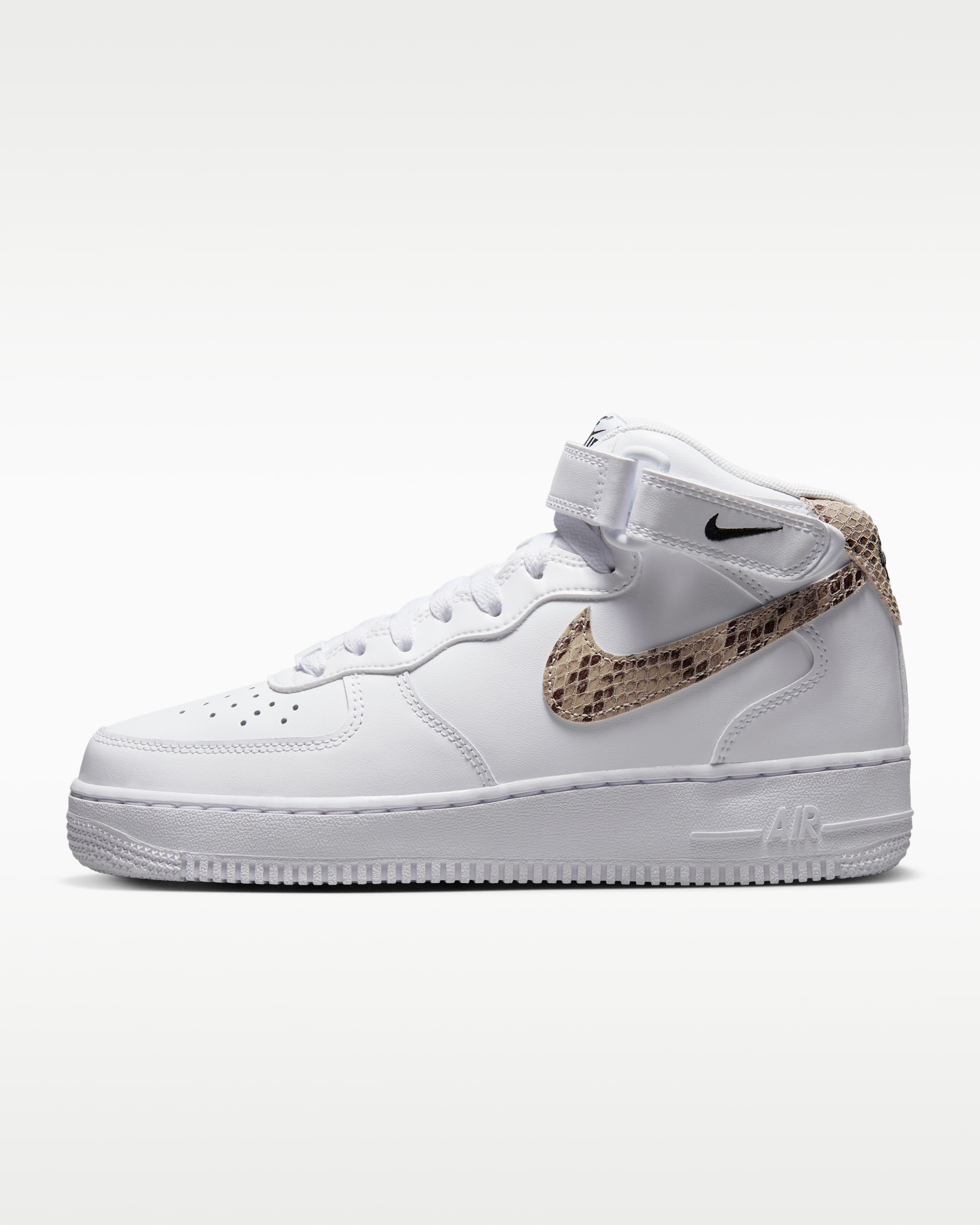 รองเท้าผู้หญิง Nike Air Force 1 '07 Mid - ขาว/ดำ/Sanddrift