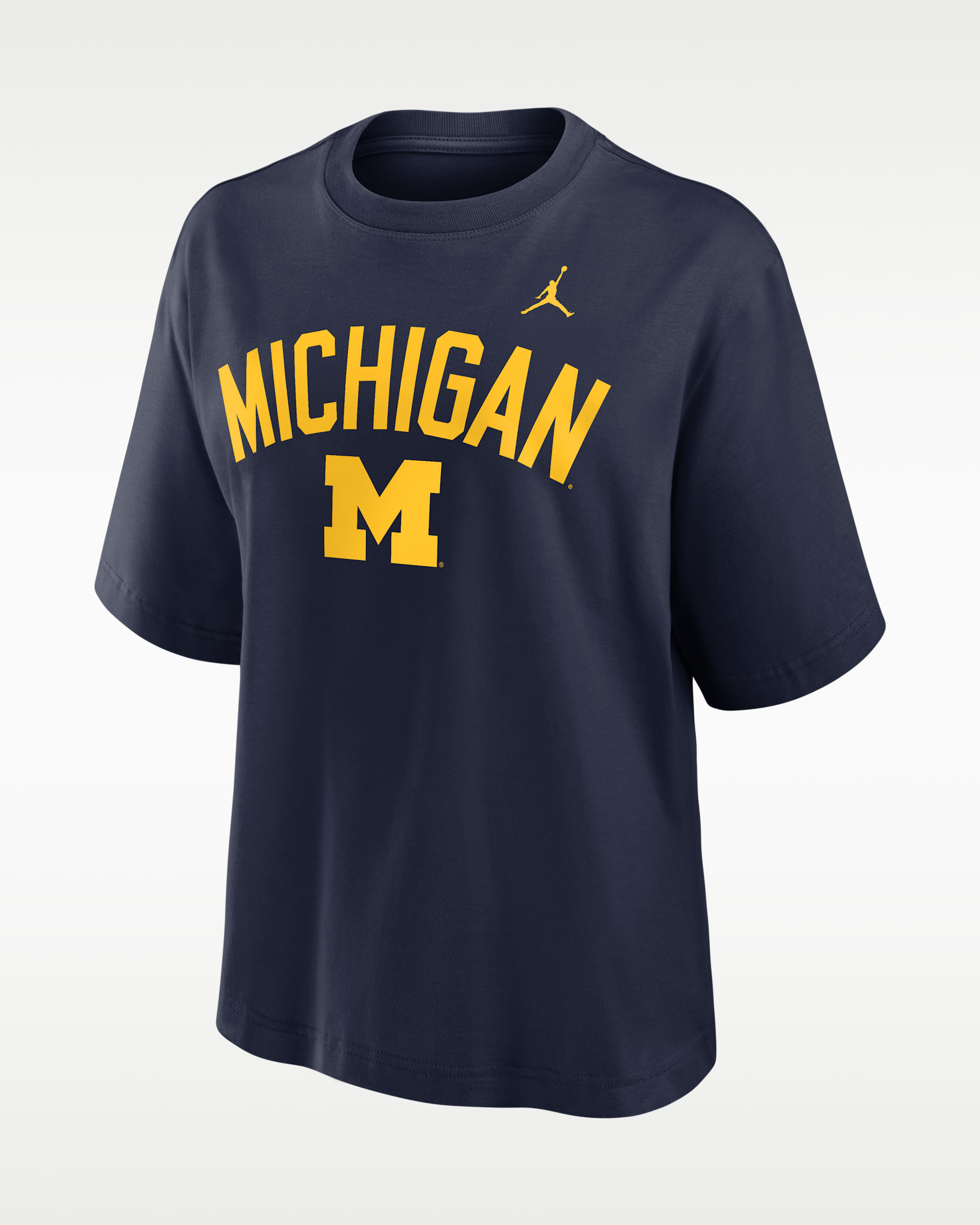 Playera universitaria marca Jordan para mujer Michigan Arch Over Logo Boxy - Azul marino