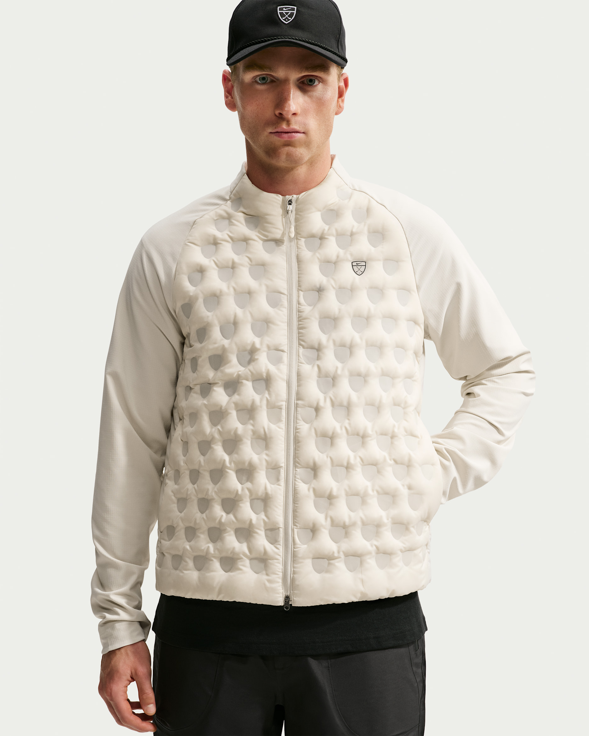 Chamarra de golf Repel para hombre Nike - Marrón verdoso claro/Negro