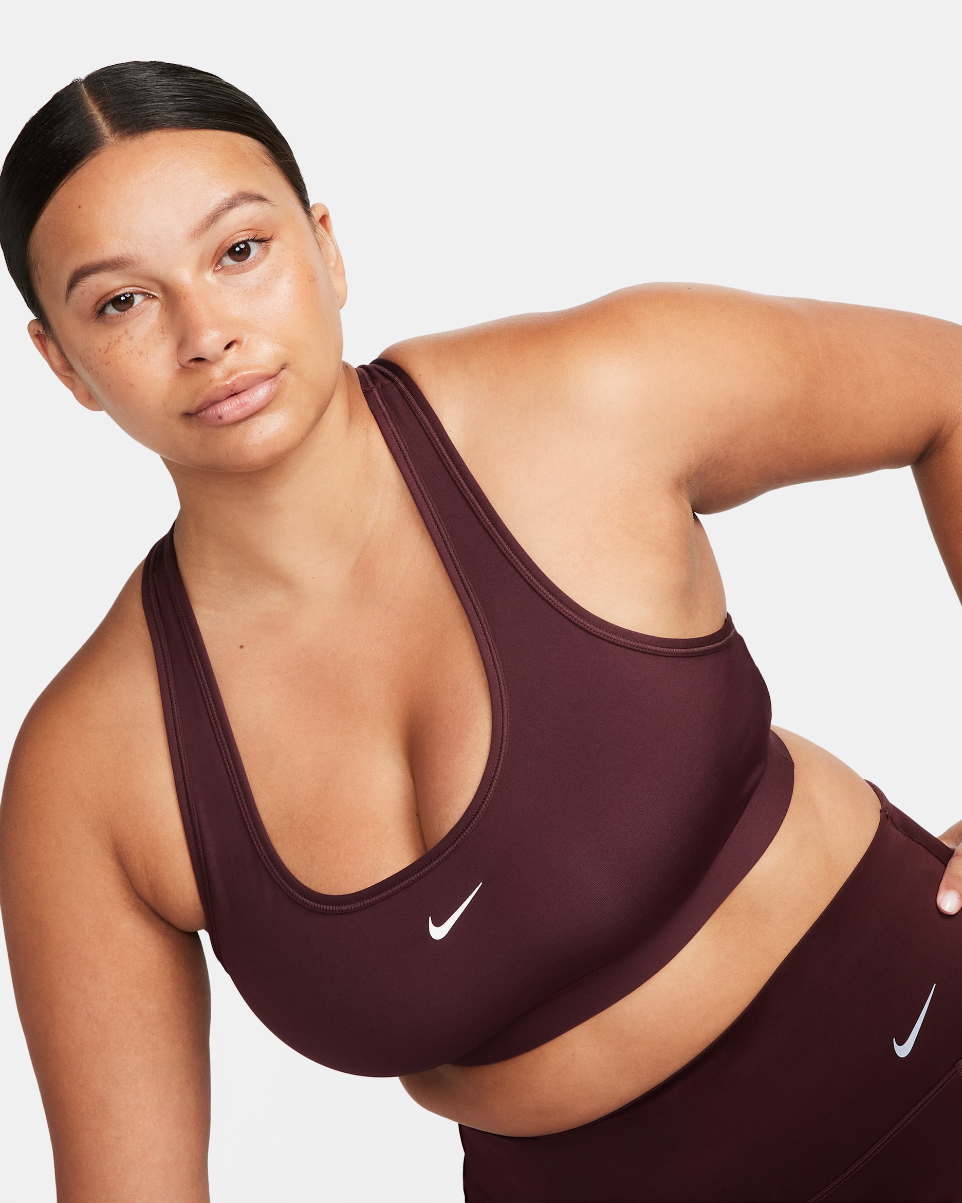 Nike Swoosh Light Support Women's Non-Padded Sports Bra - Burgundy Crush/White