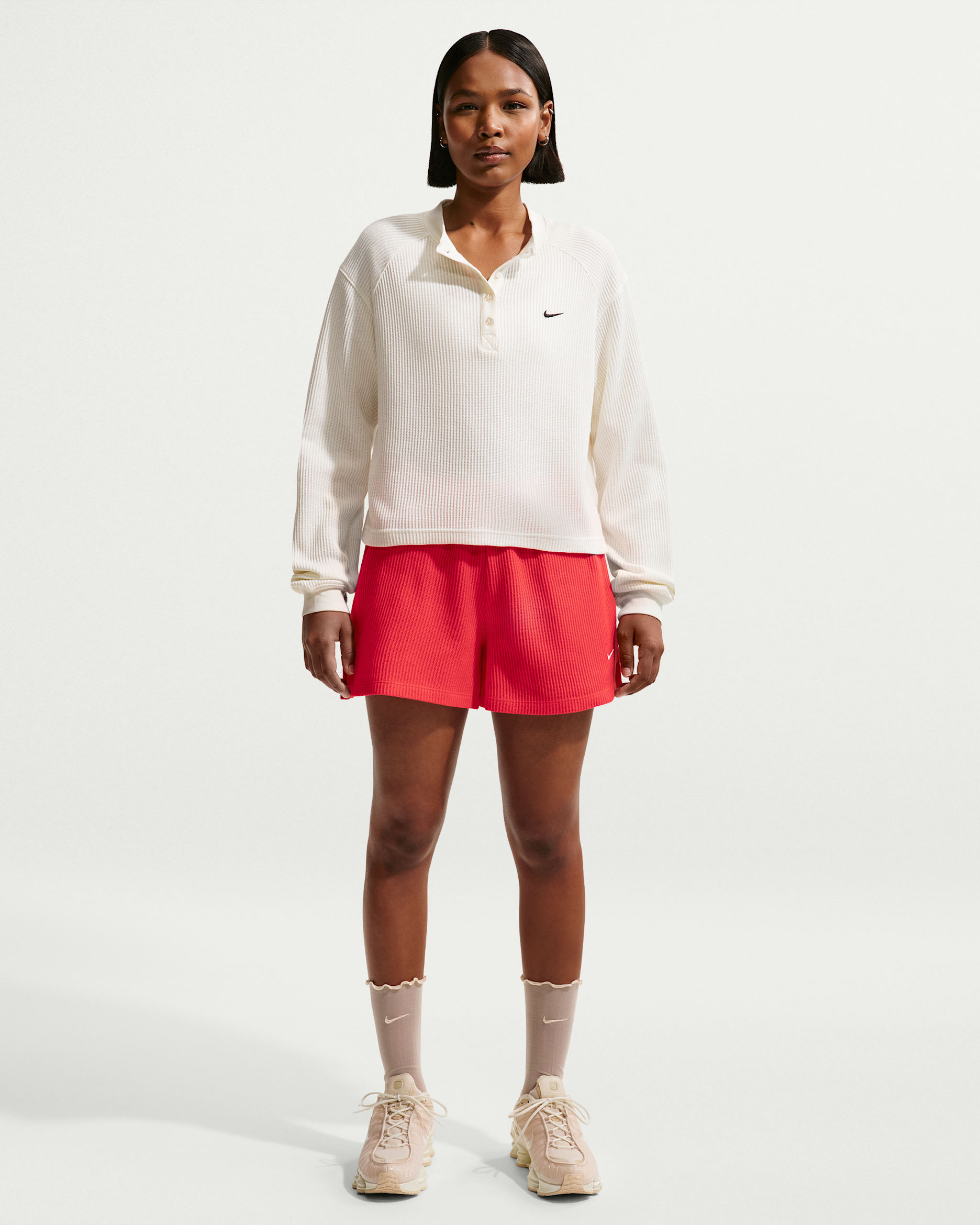 Nike Sportswear Chill Waffle Women's Loose Mid-Rise Shorts - Light Crimson/Sail