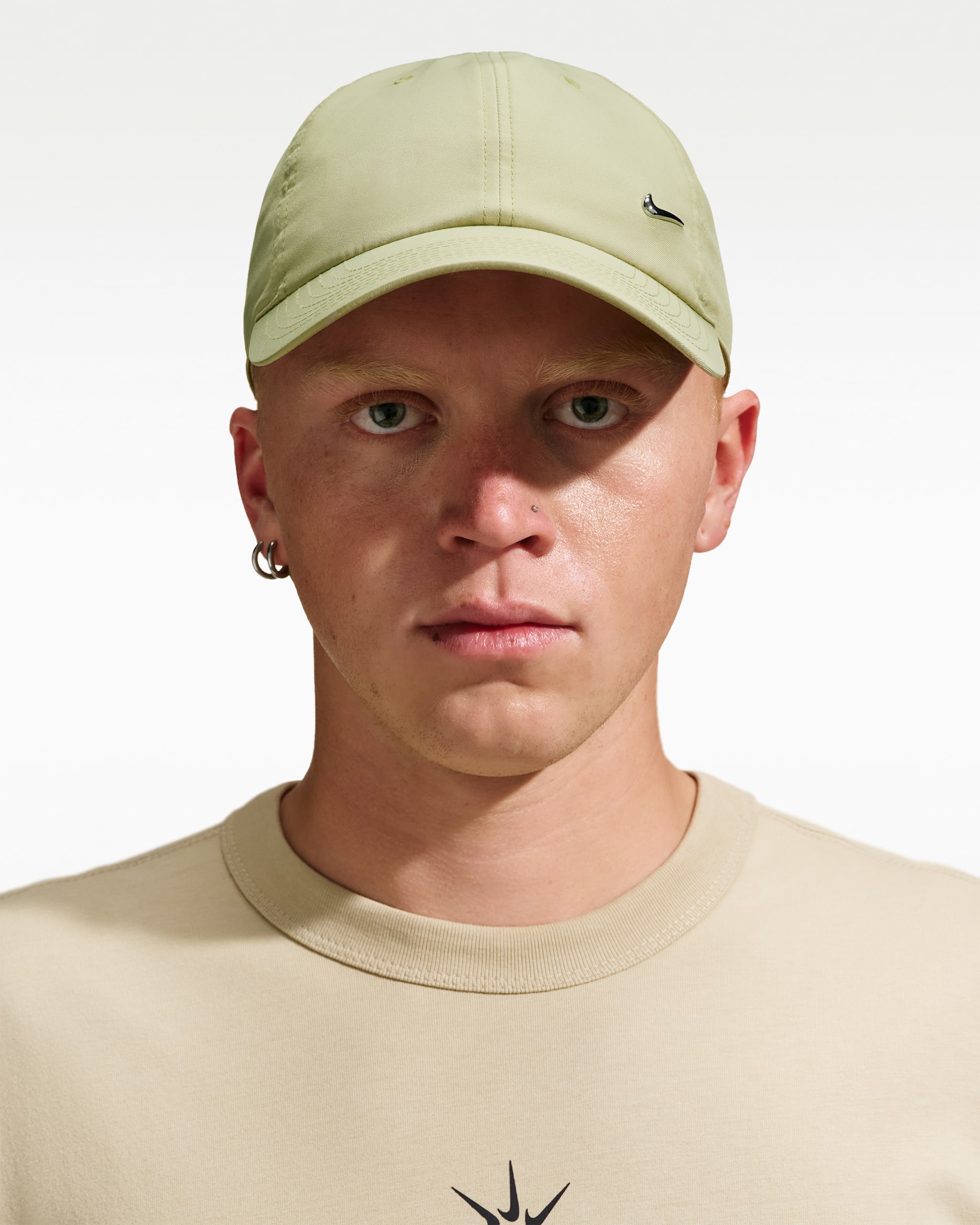Nike Dri-FIT Club Unstructured Metal Swoosh Cap - Dusty Olive/Metallic Silver
