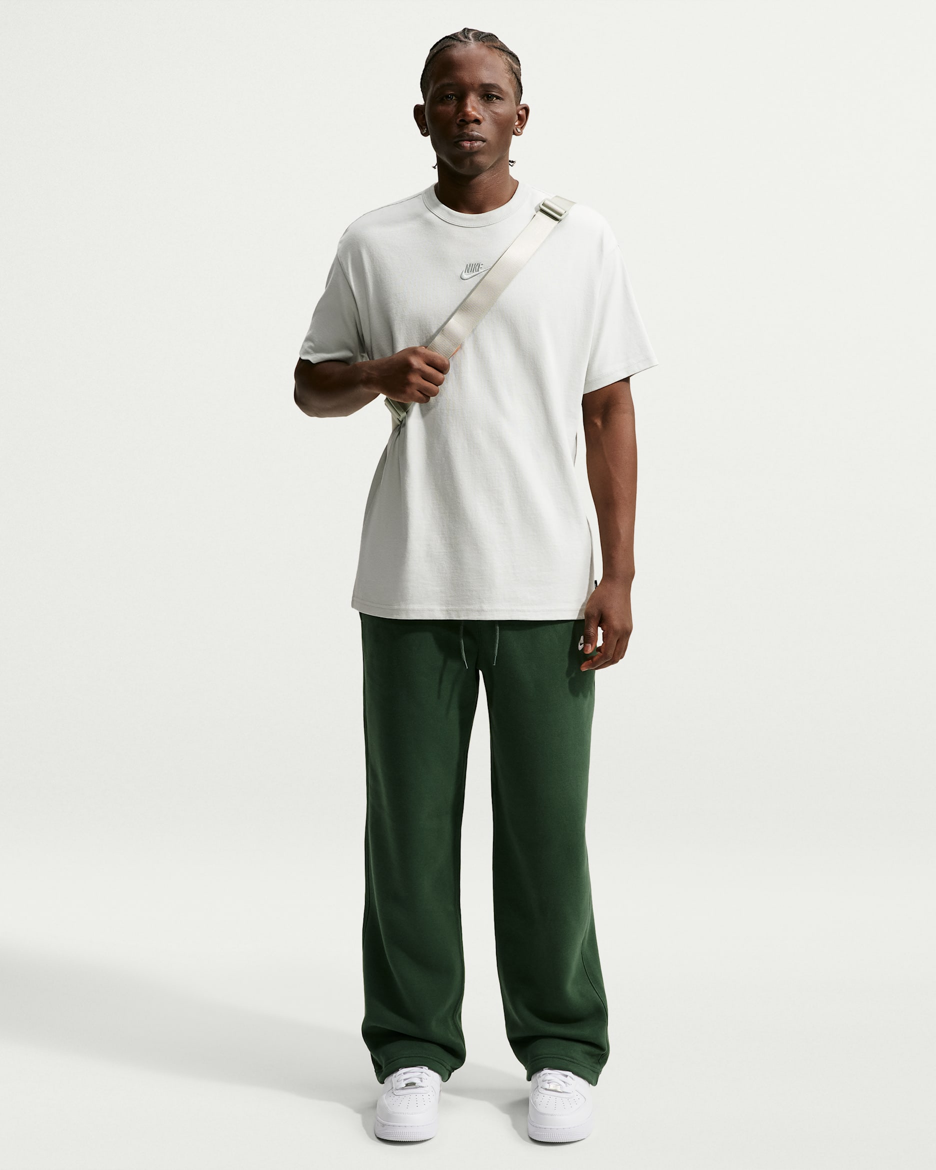 Nike Sportswear Club Men's Fleece Bungee Pants - Fir/Fir/White
