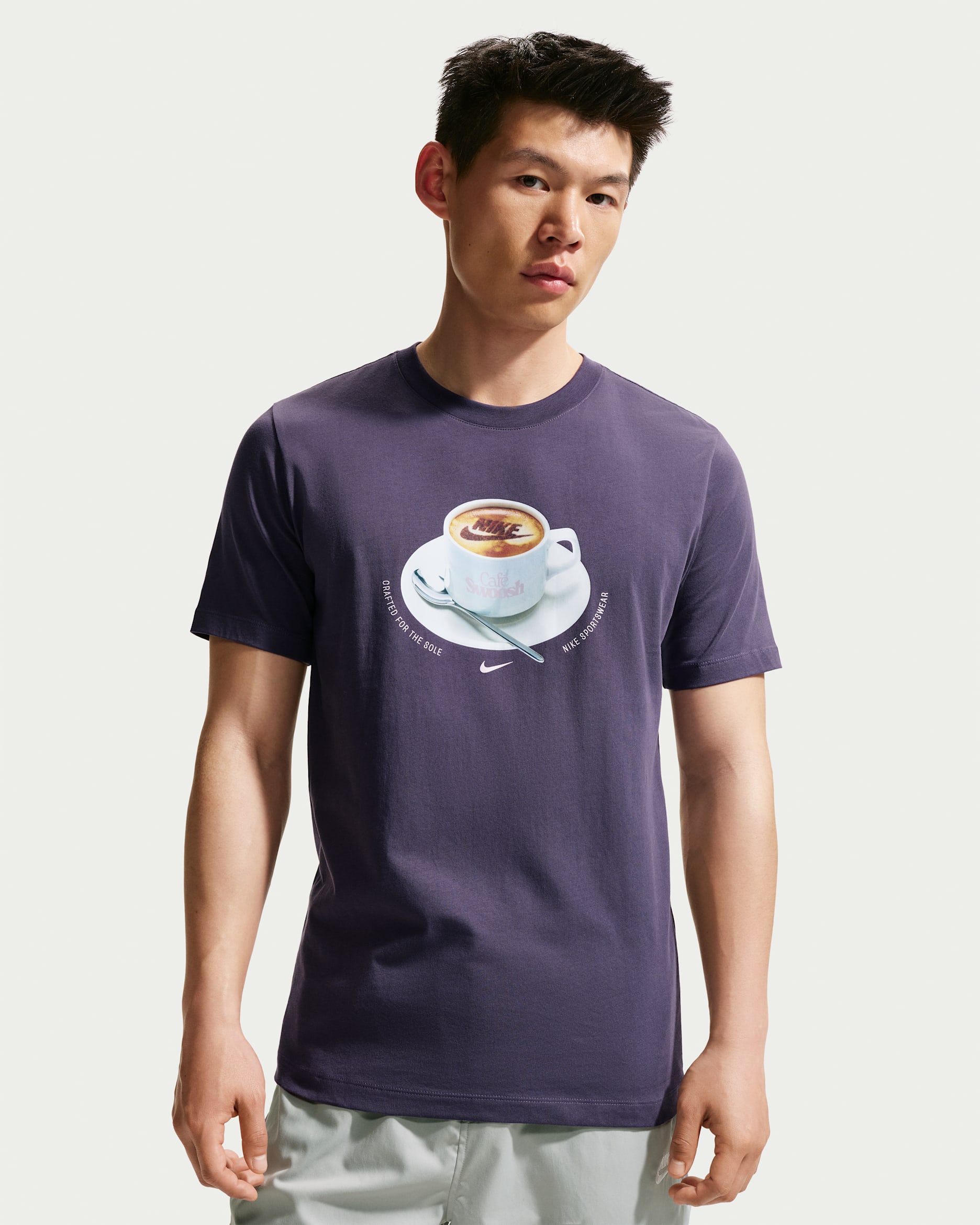 ナイキ スポーツウェア Tシャツ - ダークレーズン