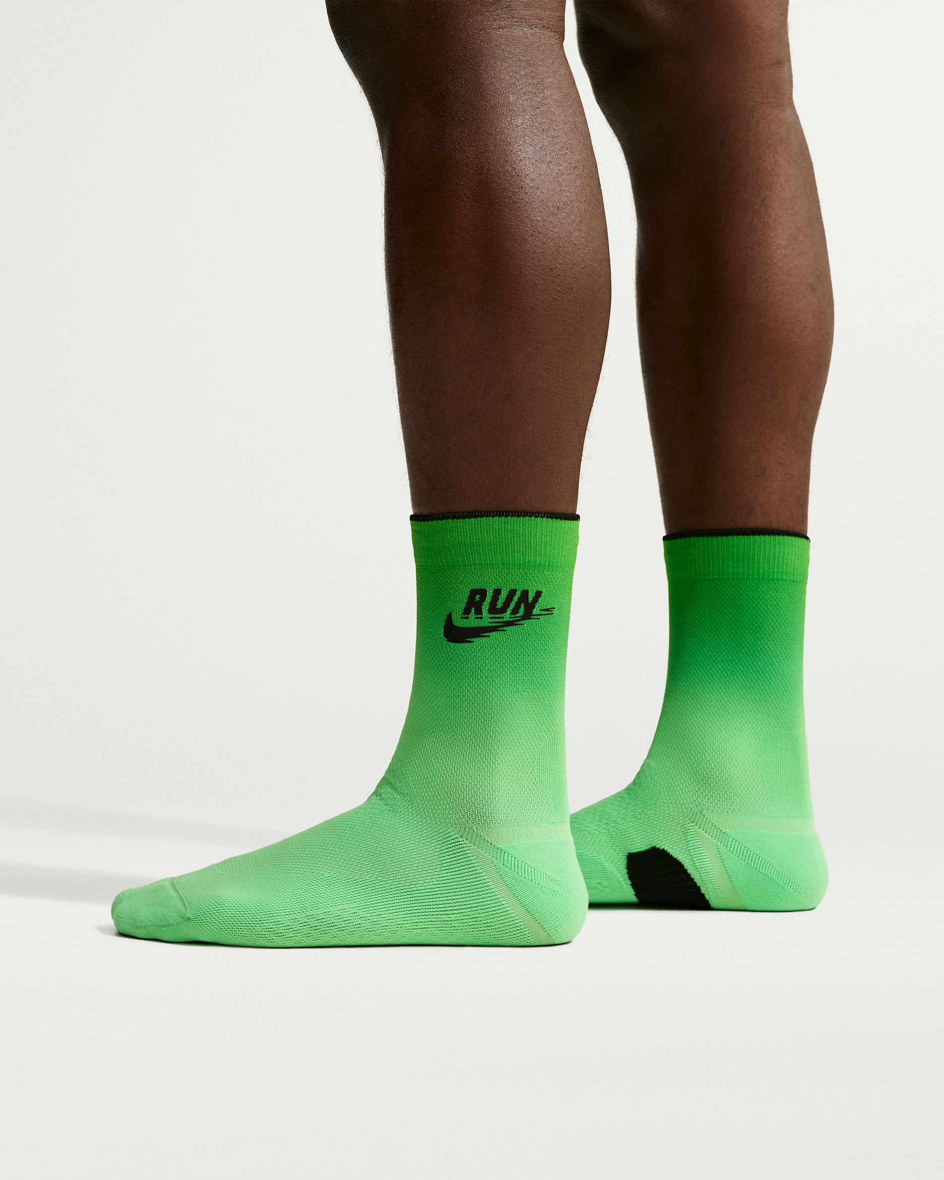 Nike Run Midweight Running Crew Socks (1 Pair) - Illusion Green/Black