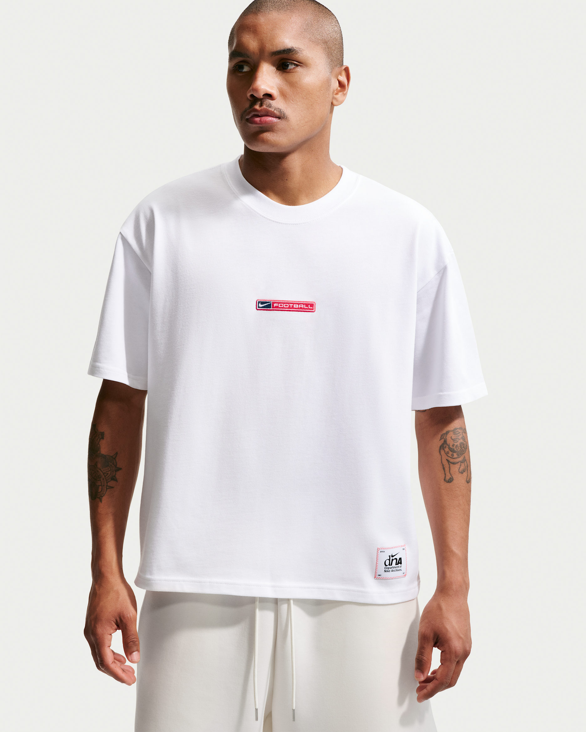 Nike Sportswear T-Shirt (Herren) - Weiß/University Red/Marineblau