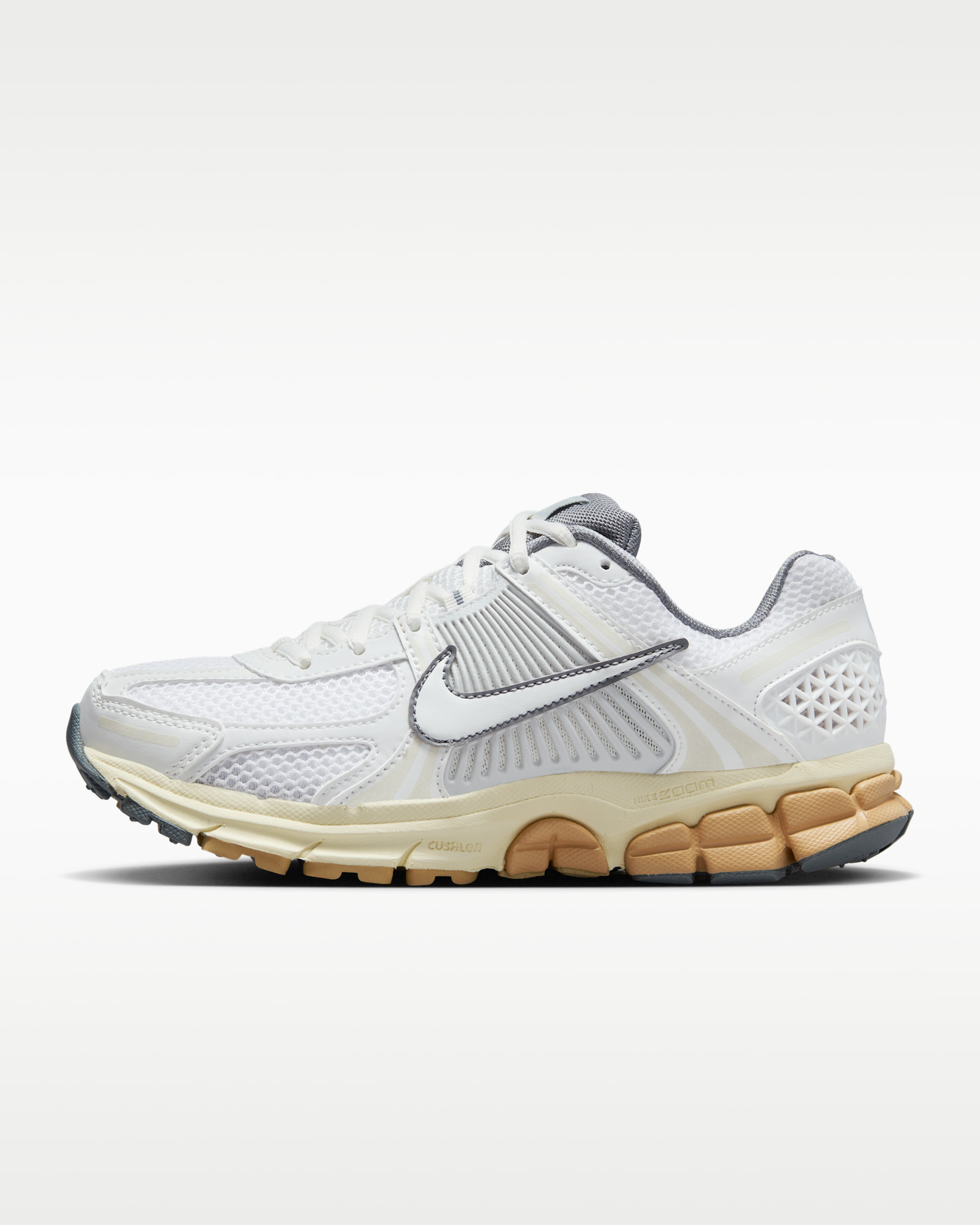 Nike Zoom Vomero 5 Women's Shoes with Reflective Design Accents - Summit White/Pure Platinum/Smoke Grey/Summit White