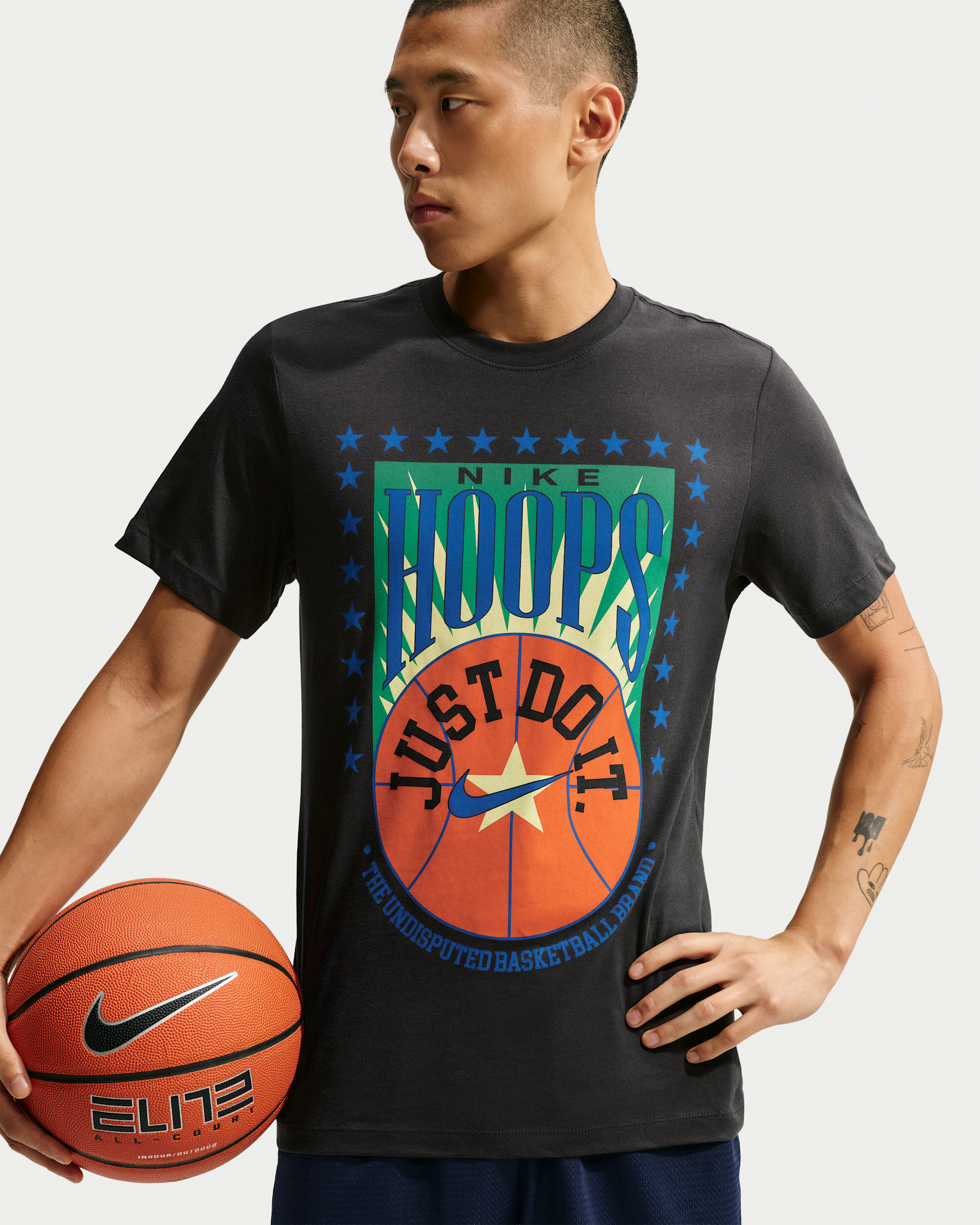 Nike Men's Basketball T-Shirt - Off-Noir