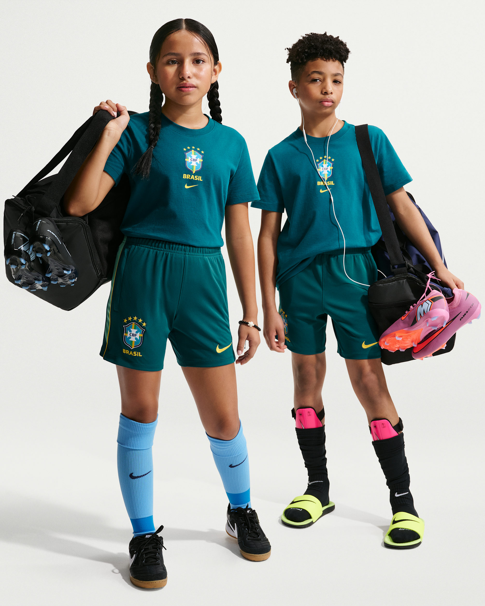 Brazil Academy Pro Older Kids' Nike Dri-FIT Football Shorts - Geode Teal/Light Menta/Midwest Gold
