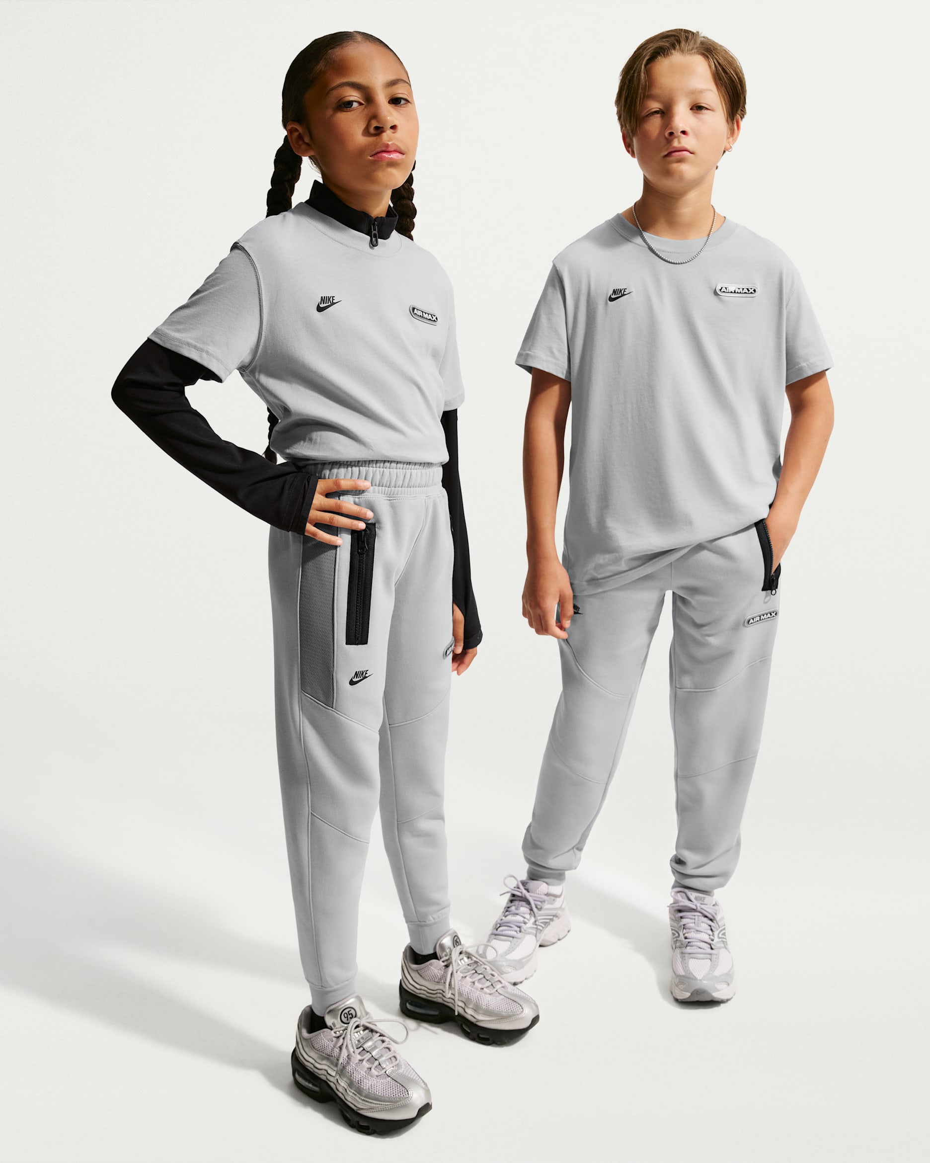 Nike Sportswear Air Max Older Kids' Fleece Joggers - Wolf Grey/Cool Grey/Black