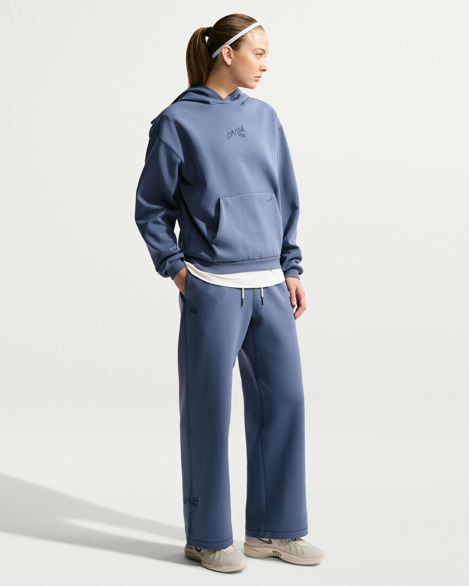 Caitlin Standard Issue Women’s Dri-FIT Open-Hem Basketball Pants - Diffused Blue/Diffused Blue