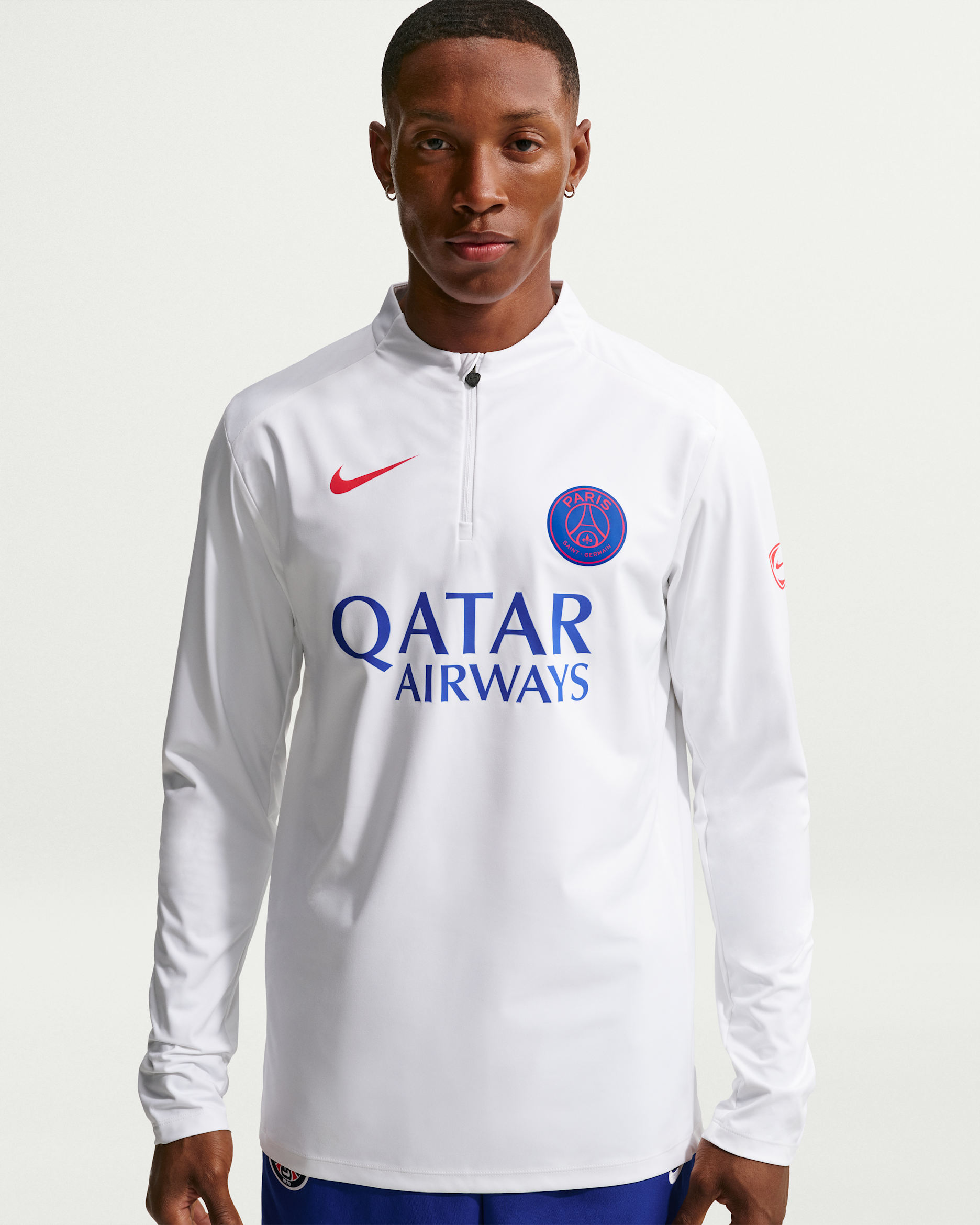 Paris Saint-Germain Strike harmadik Nike Dri-FIT Total 90 kötött férfifelső futballedzéshez - Fehér/Global Red