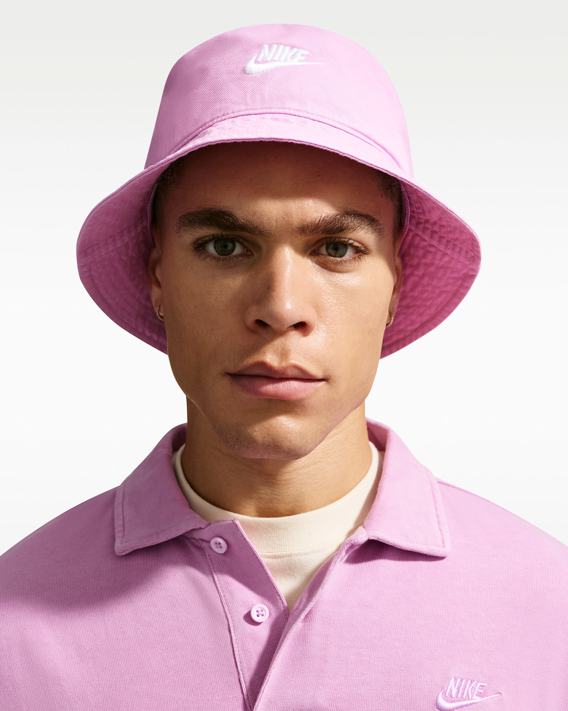 Nike Apex Futura Washed Bucket Hat - Light Magenta/White