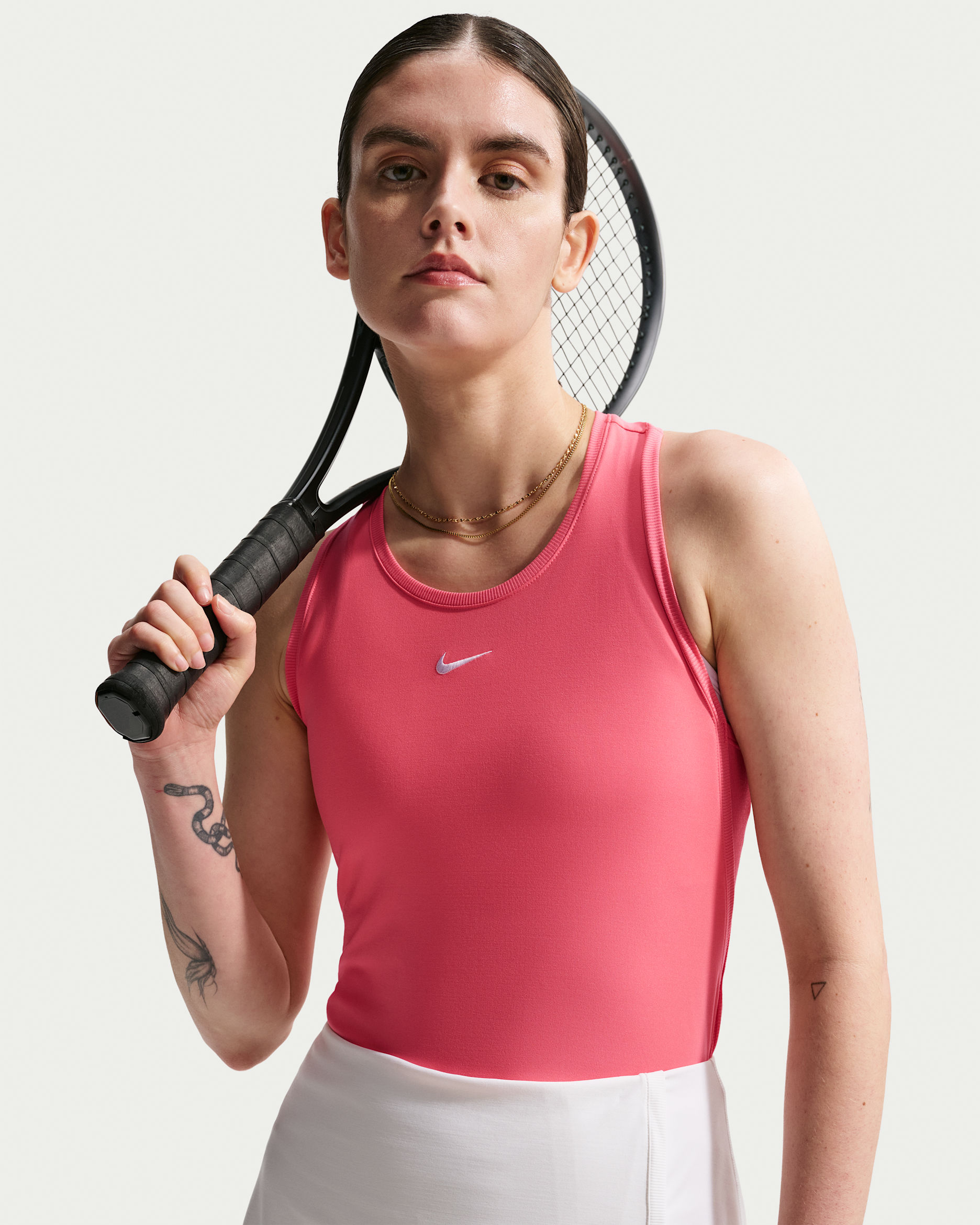 Camiseta de tirantes de tenis Dri-FIT para mujer Nike Victory - Coral marino/Blanco
