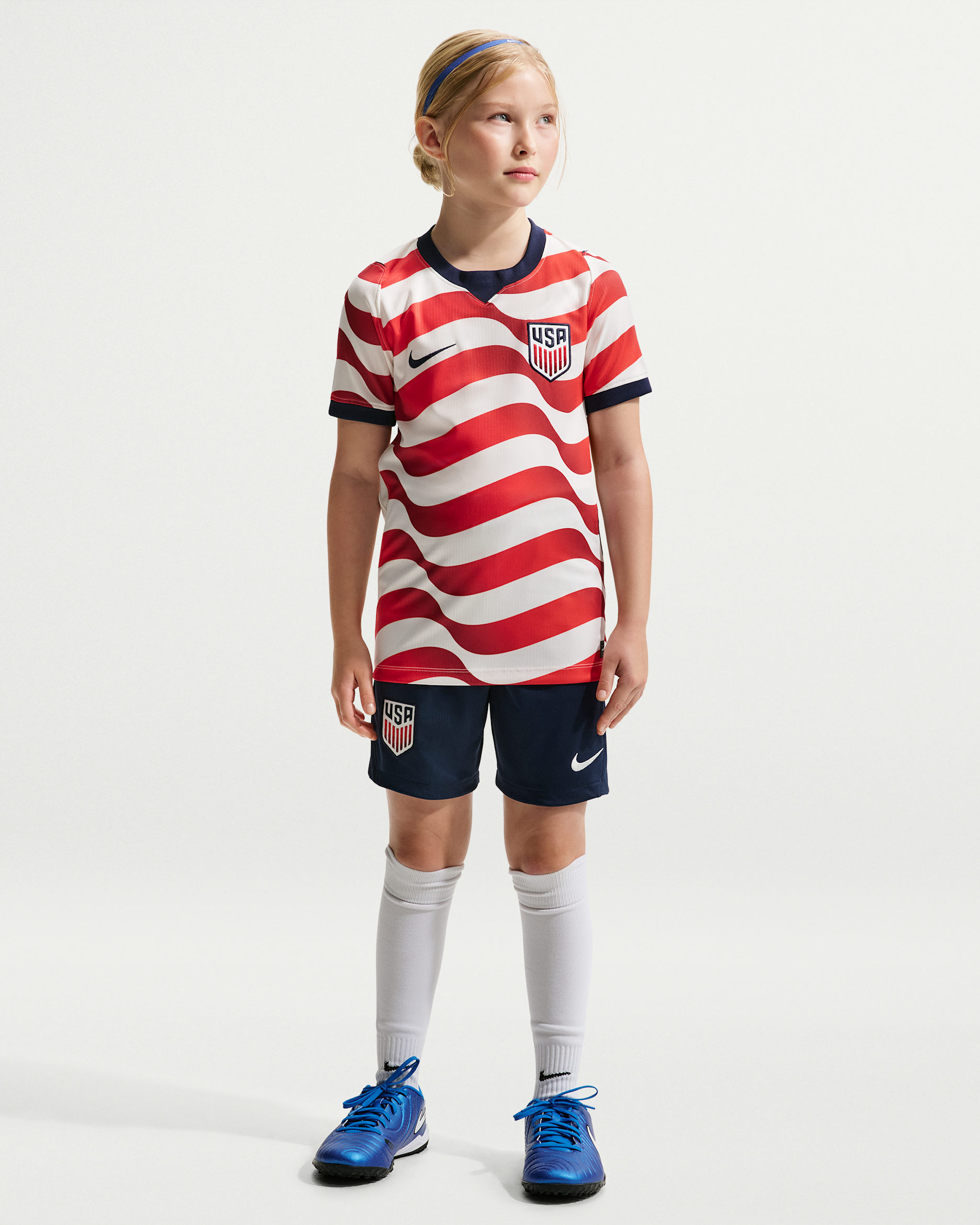 Shorts de fútbol Nike Dri-FIT Replica de la selección de fútbol masculino de Estados Unidos local 2026 Stadium para niños talla grande - Azul marino medianoche/Vela