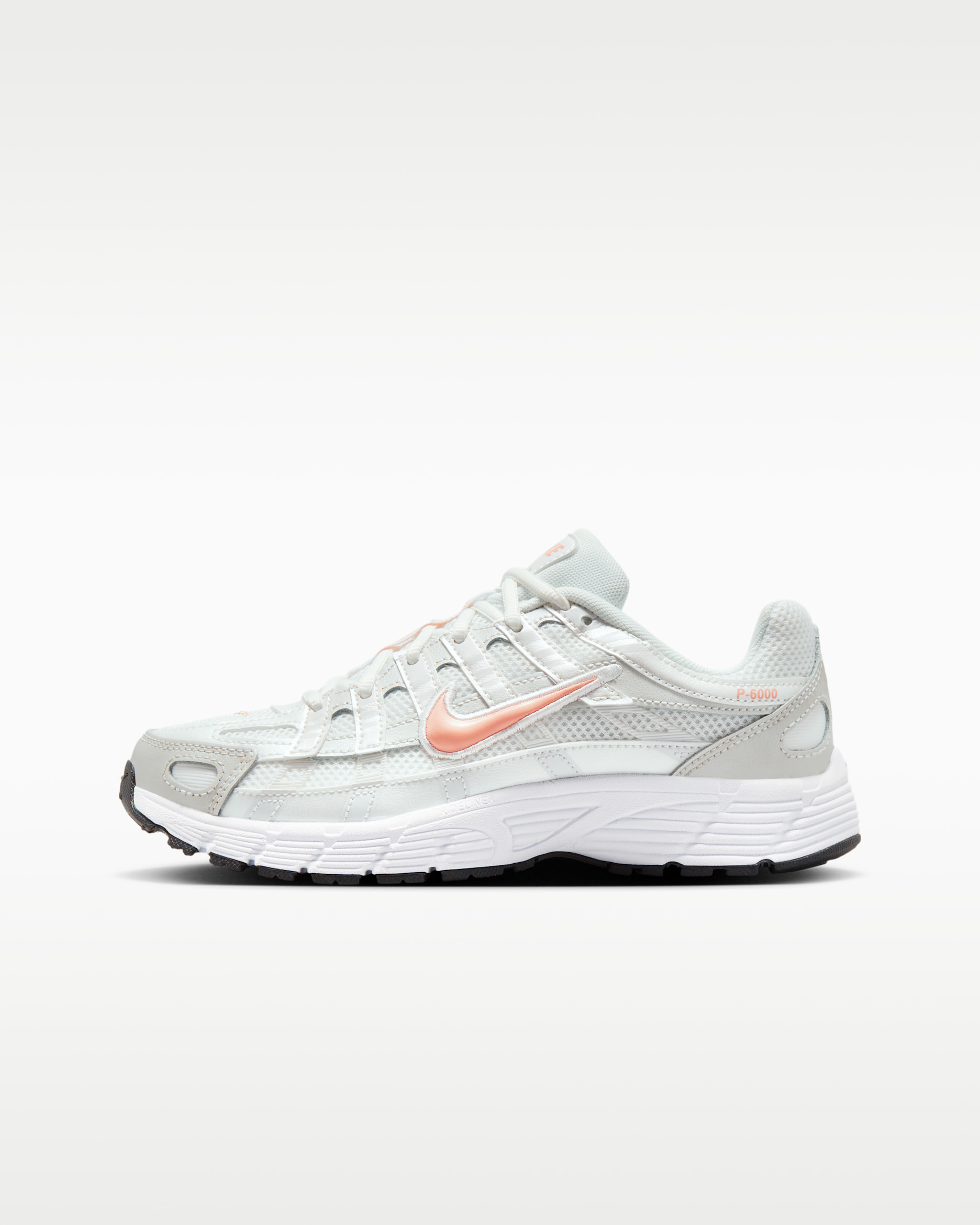 Nike P-6000 大童鞋款 - Summit White/Metallic Summit White/黑色/Apricot Agate