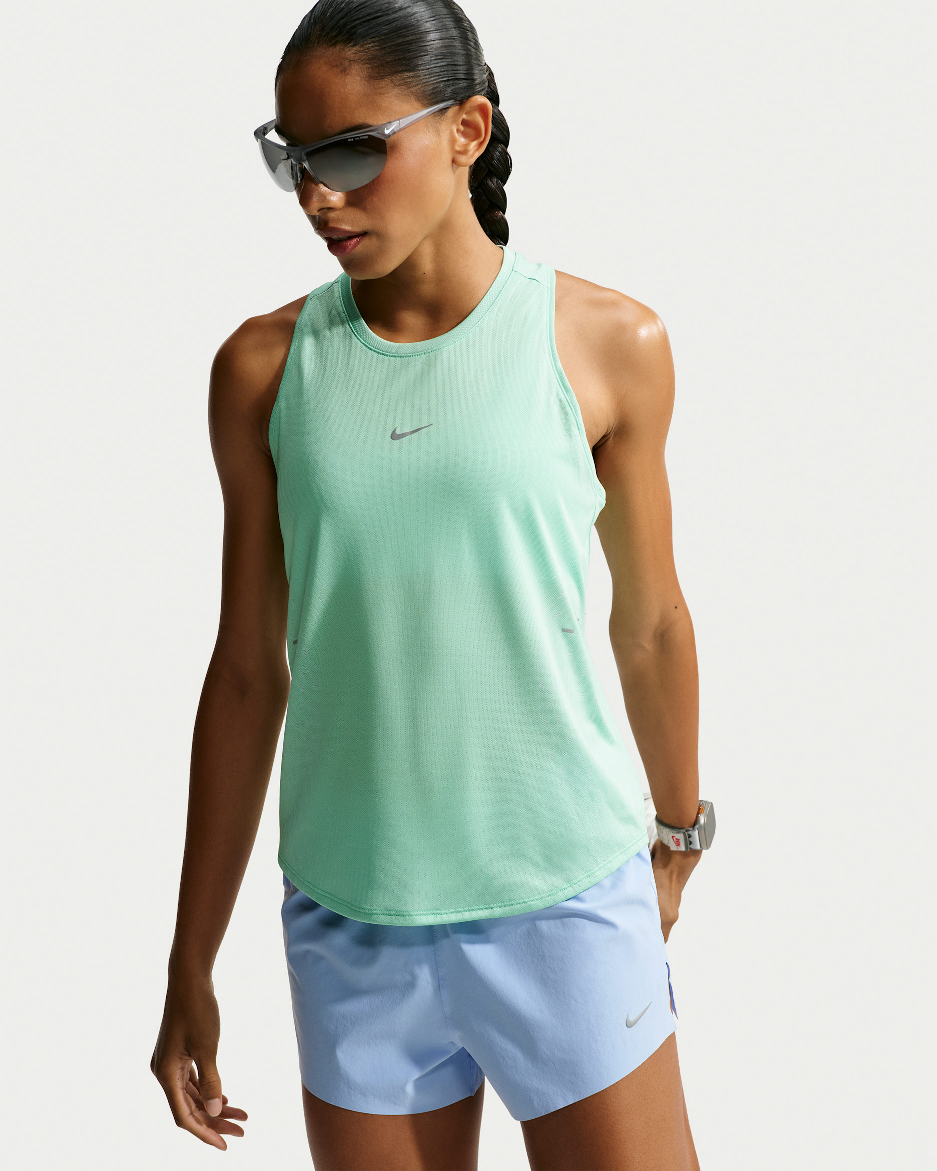 Nike Swift Women's Aero-FIT Running Tank Top - Illusion Green/Aluminium