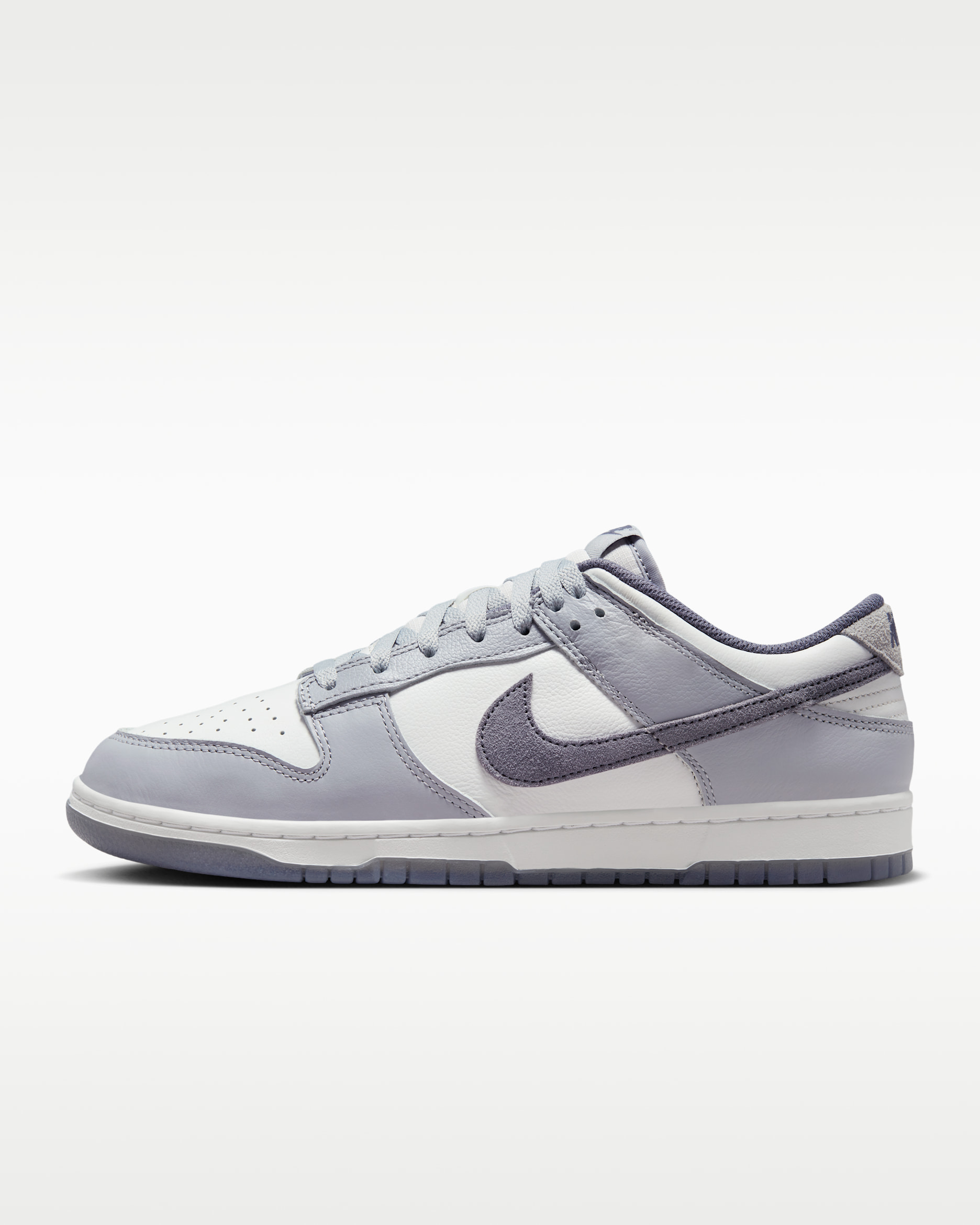 Calzado para hombre Nike Dunk Low Retro SE  - Blanco/Tinte platino/Platino puro/Carbón claro