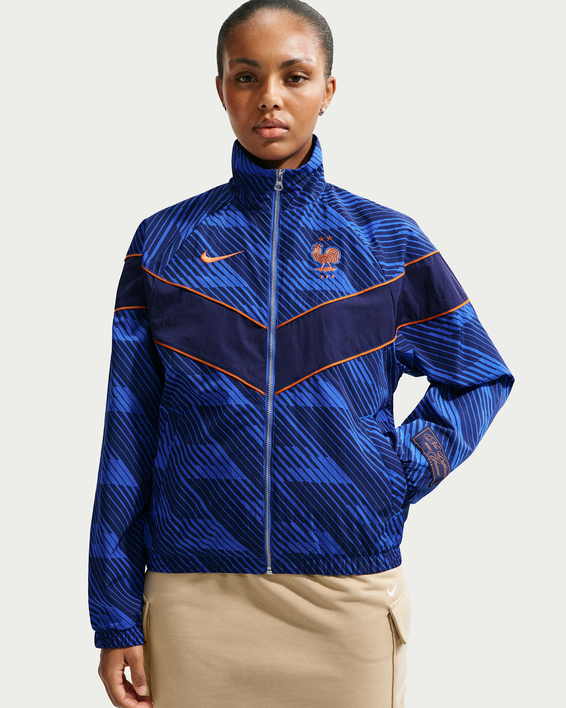 FFF Windrunner Women's Nike Soccer UV Woven Jacket - Game Royal/Blackened Blue/Monarch/Metallic Copper