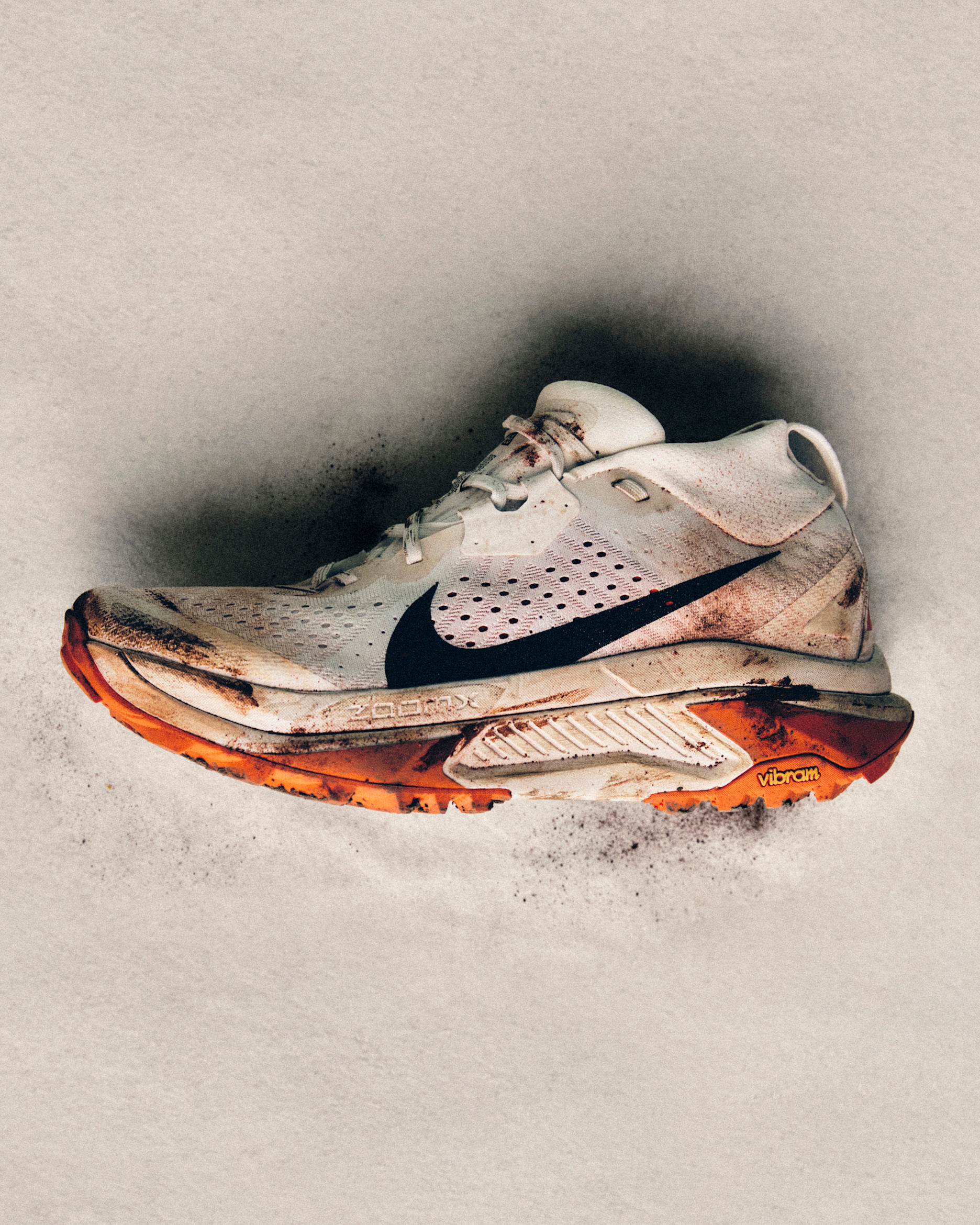 Nike ACG Zegama Men's Trail Running Shoes - Summit White/Phantom/Safety Orange/Black