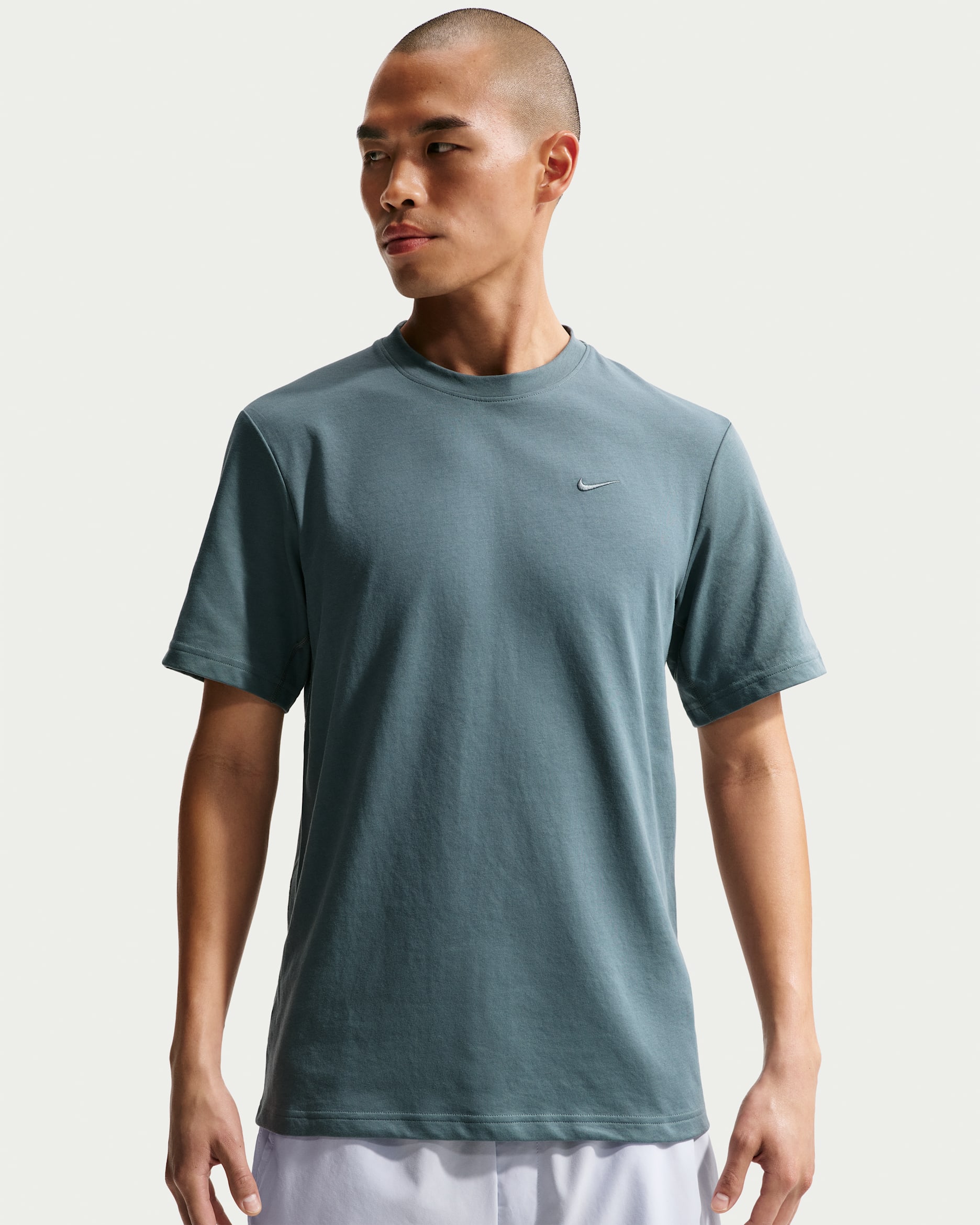 ナイキ Dri-FIT プライマリー メンズ トレーニング Tシャツ - ミネラルスレート/ヘザー/ミネラルスレート