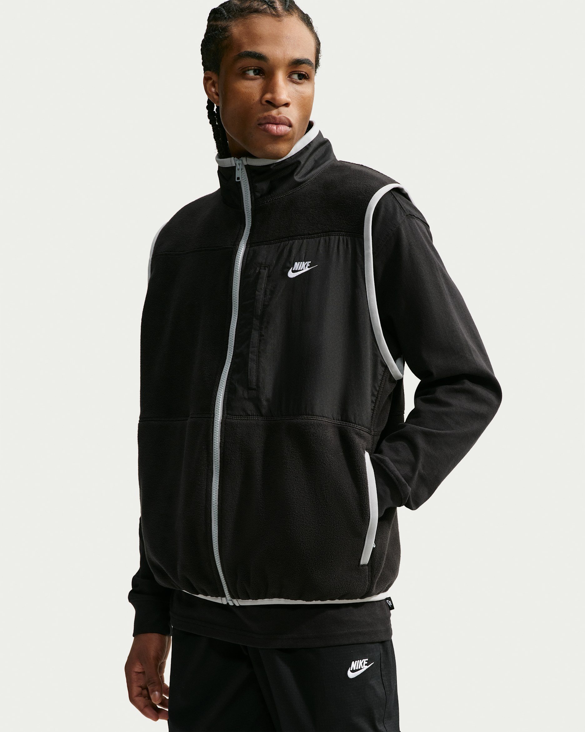 Nike Club Men's Therma-FIT Vest - Black/Light Smoke Grey/White