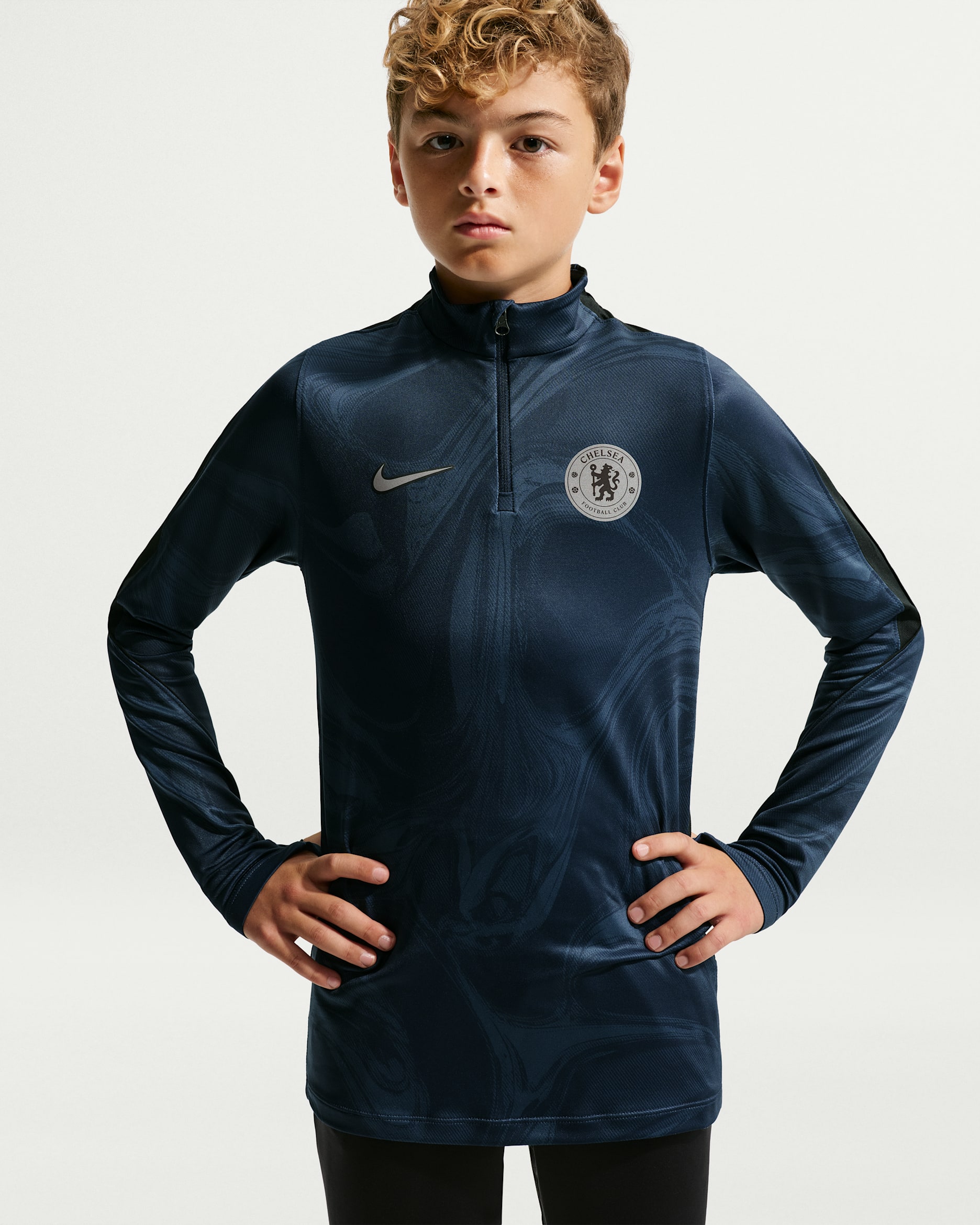 Chelsea F.C. Strike Third Older Kids' Nike Dri-FIT Football Drill Top - Blue Eclipse/Black