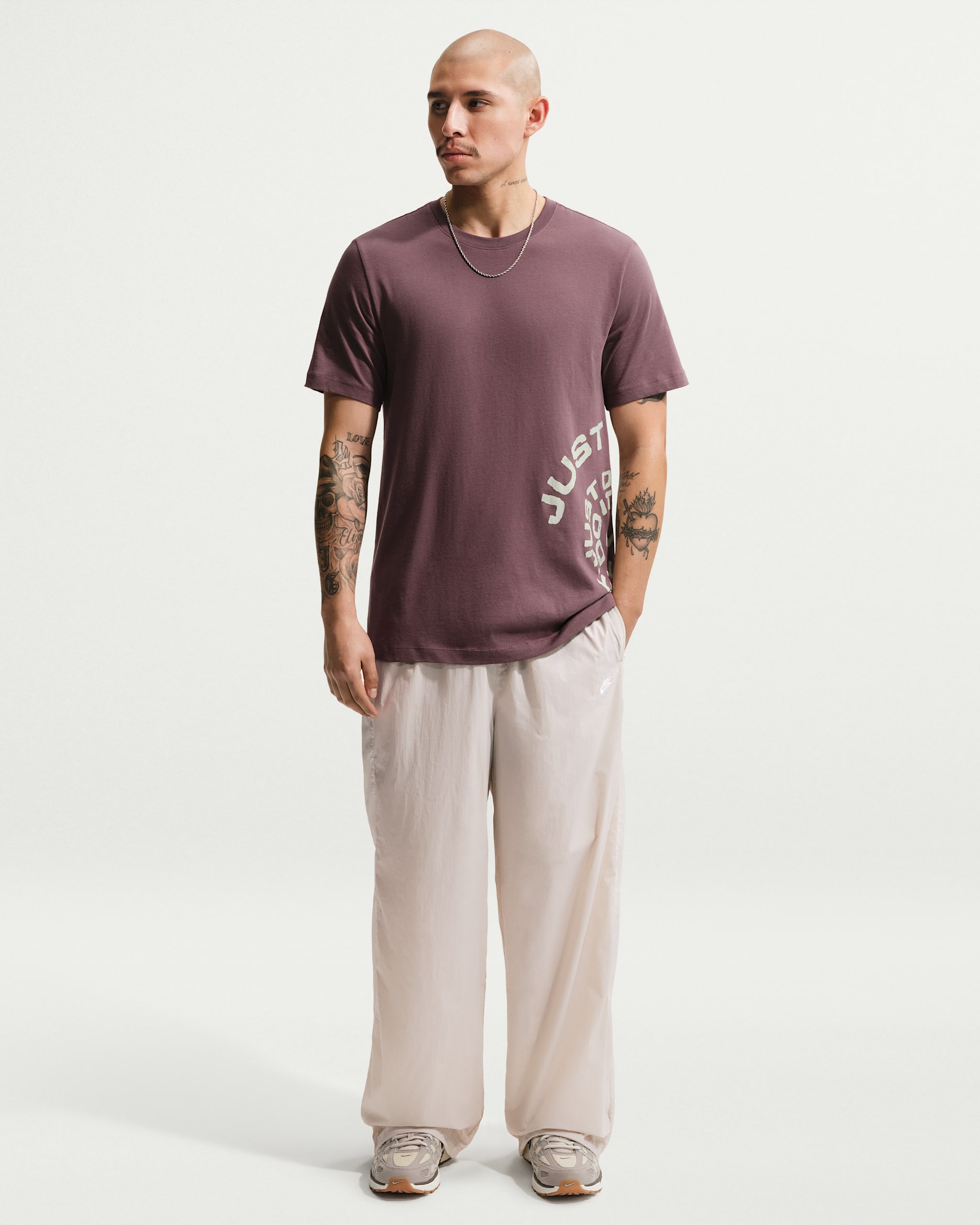 Nike Windrunner leichte UV-Hose (Herren) - Cream II/Light Orewood Brown/Weiß