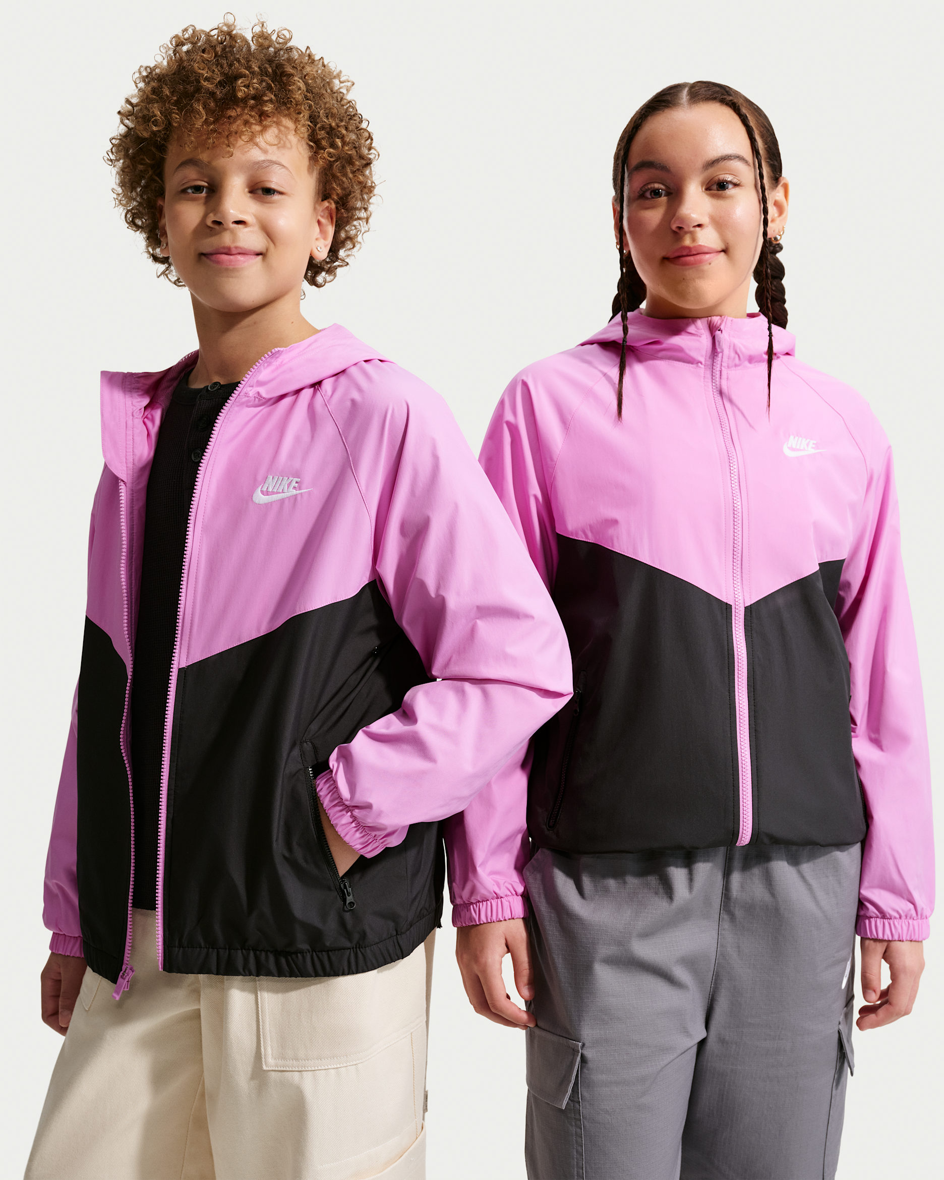 Nike Sportswear Windrunner Older Kids' Hooded Repel Jacket - Light Magenta/Black/White