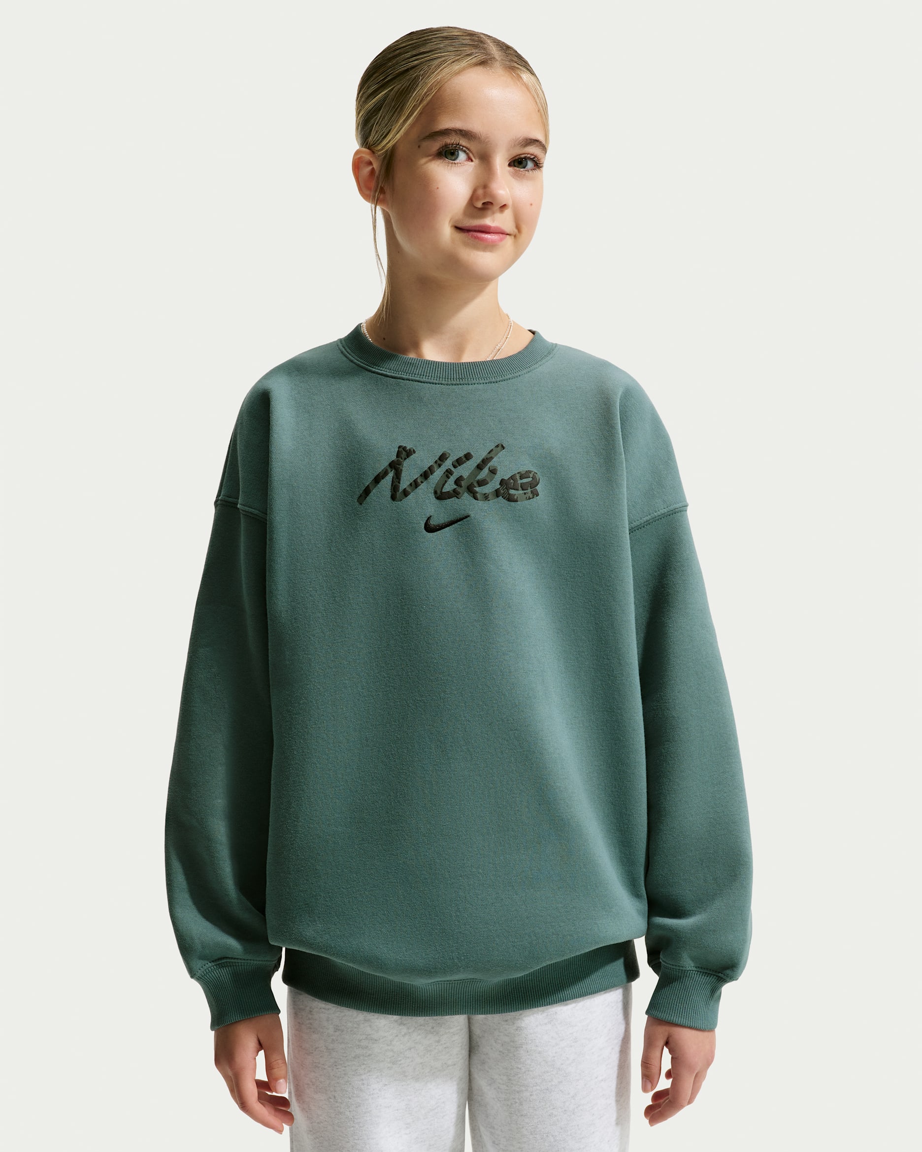 Crewneck-sweatshirt Nike Sportswear Studio Fleece i oversize-modell för ungdom (tjejer) - Mineral Slate