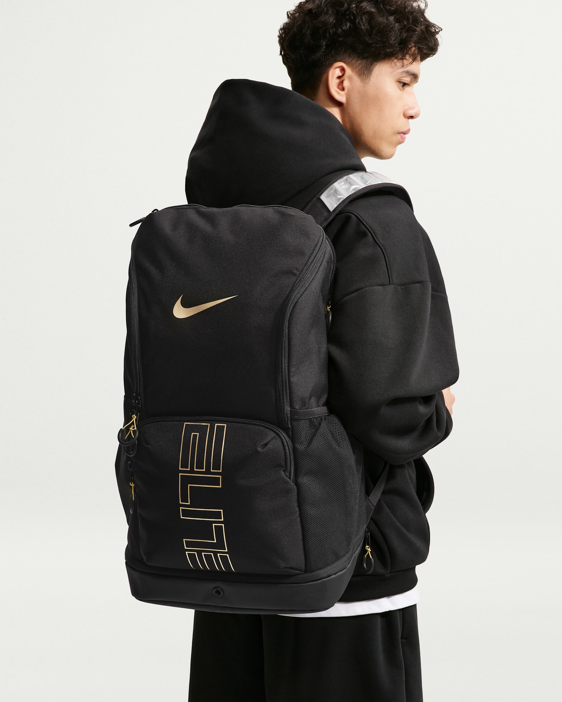 Nike Varsity Elite Backpack (32L) - Black/Black/Metallic Gold