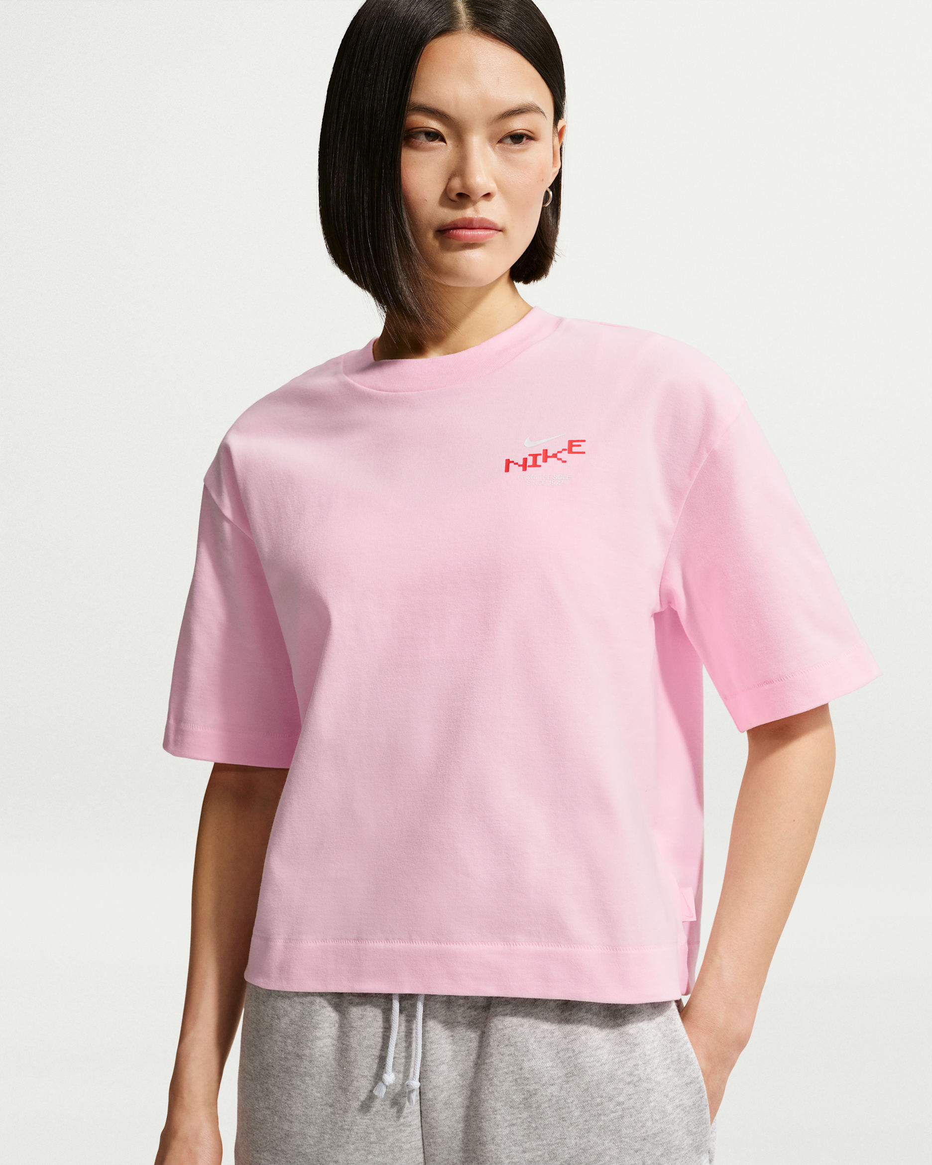Nike Sportswear Women's Oversized Mid-Cropped T-Shirt - Pink Foam