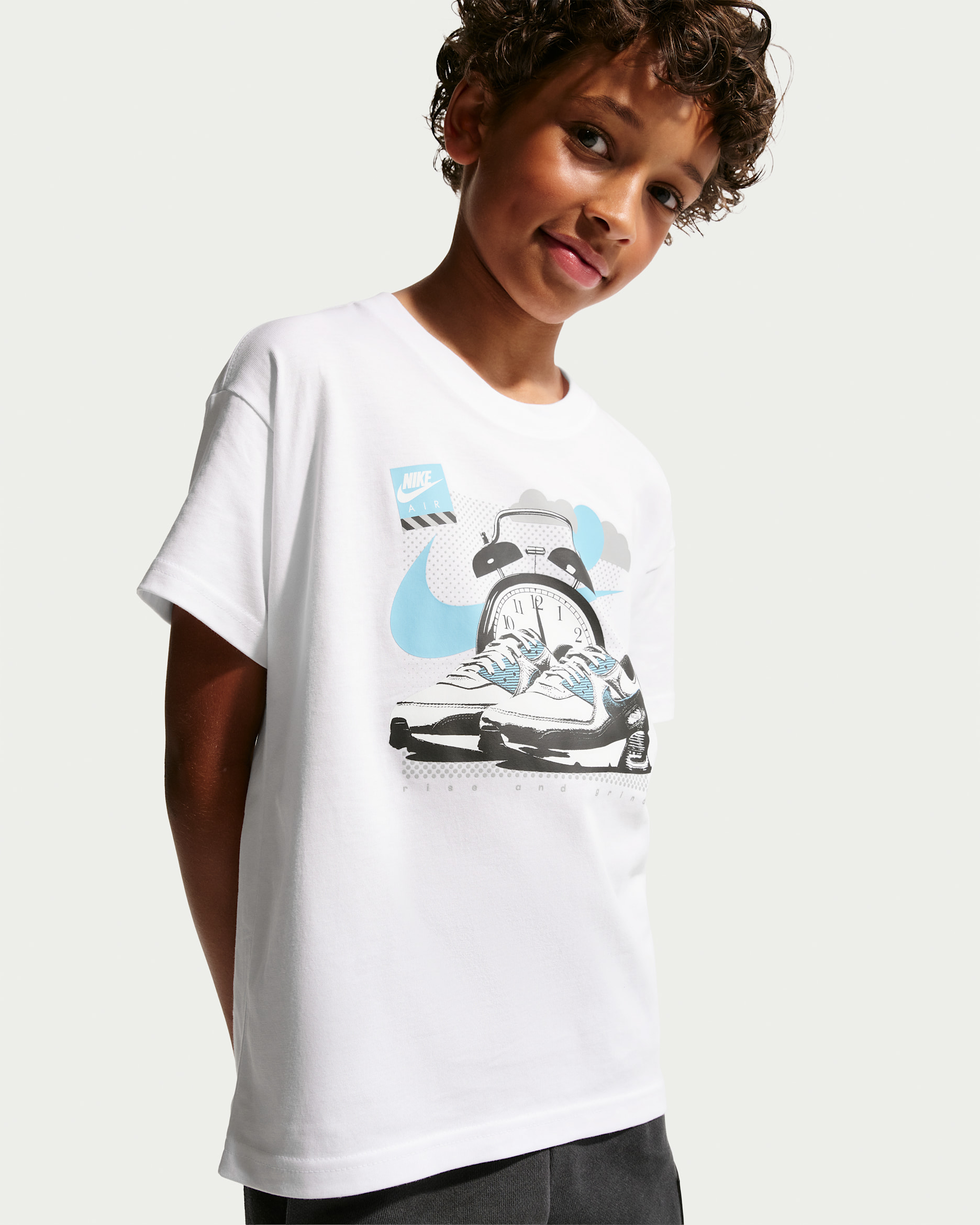 Nike Sportswear Older Kids' T-Shirt - White